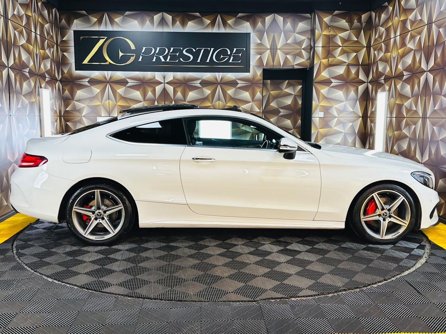 Used Mercedes-Benz C Class 2017 for sale - 77314594: Photo 9