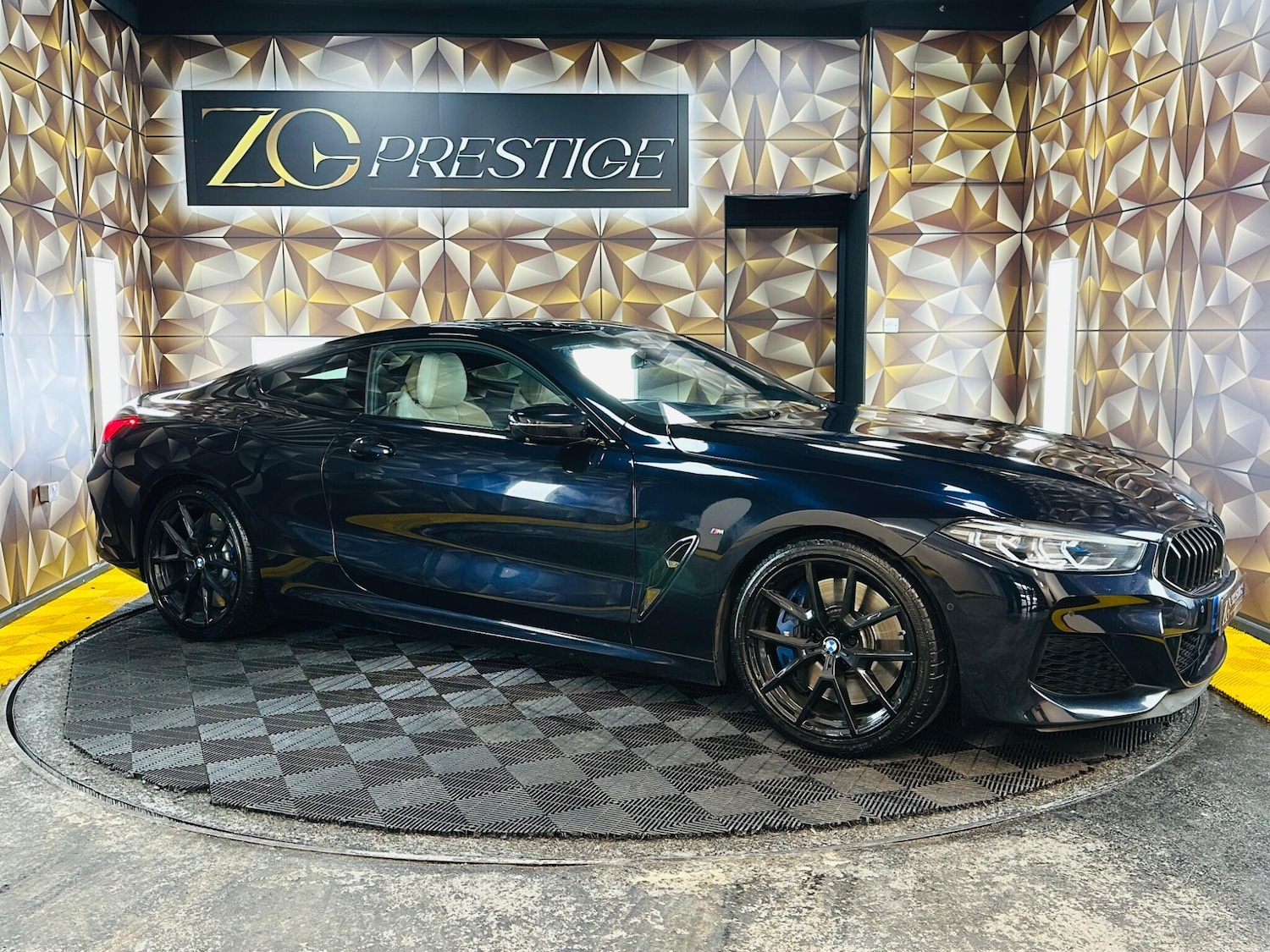 Used BMW 8 Series 2019 for sale - 77794364: Photo 1