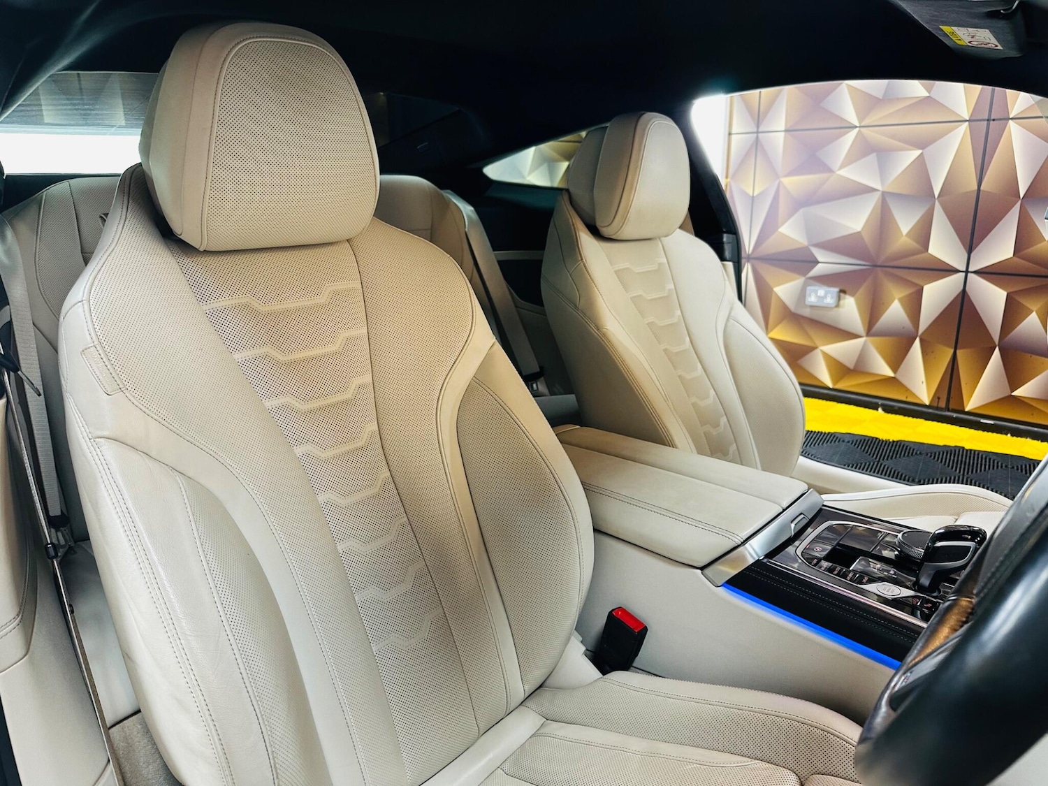 Used BMW 8 Series 2019 for sale - 77794364: Photo 10