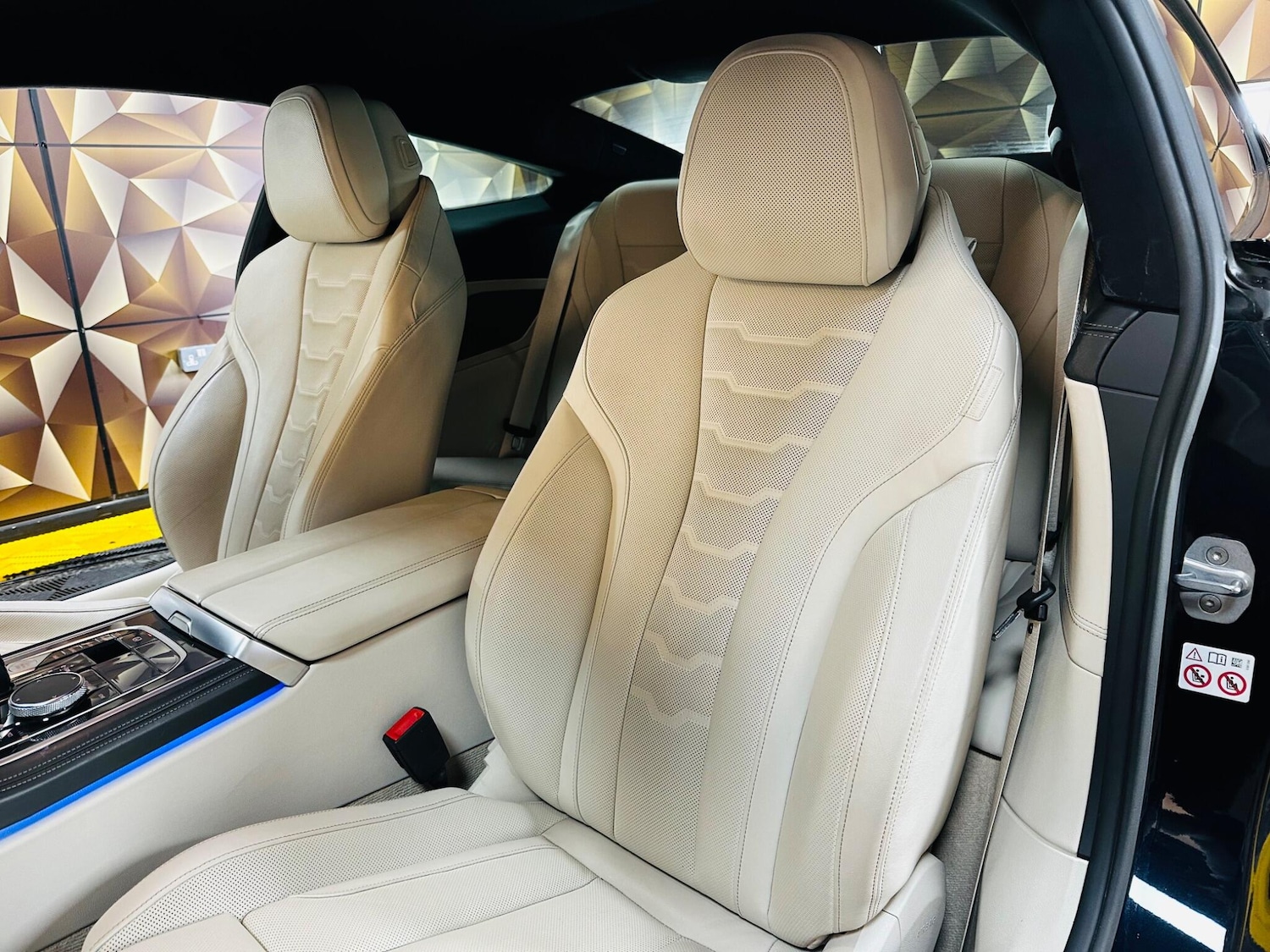 Used BMW 8 Series 2019 for sale - 77794364: Photo 26