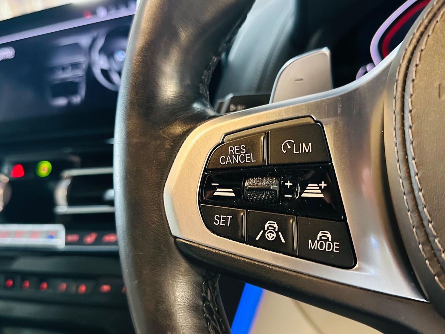 Used BMW 8 Series 2019 for sale - 77794364: Photo 51