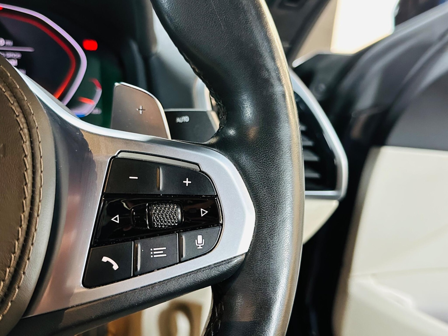 Used BMW 8 Series 2019 for sale - 77794364: Photo 52