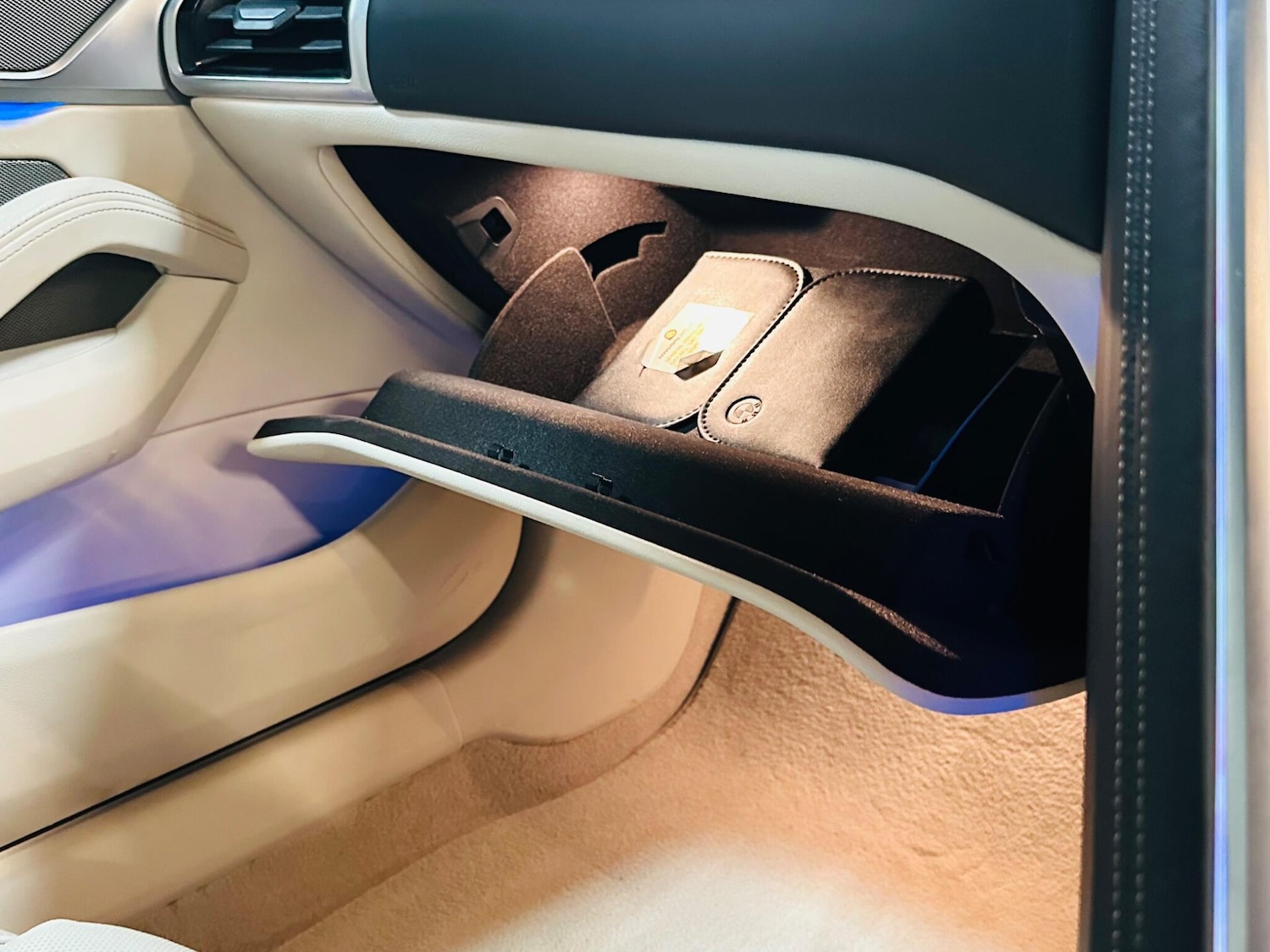 Used BMW 8 Series 2019 for sale - 77794364: Photo 65