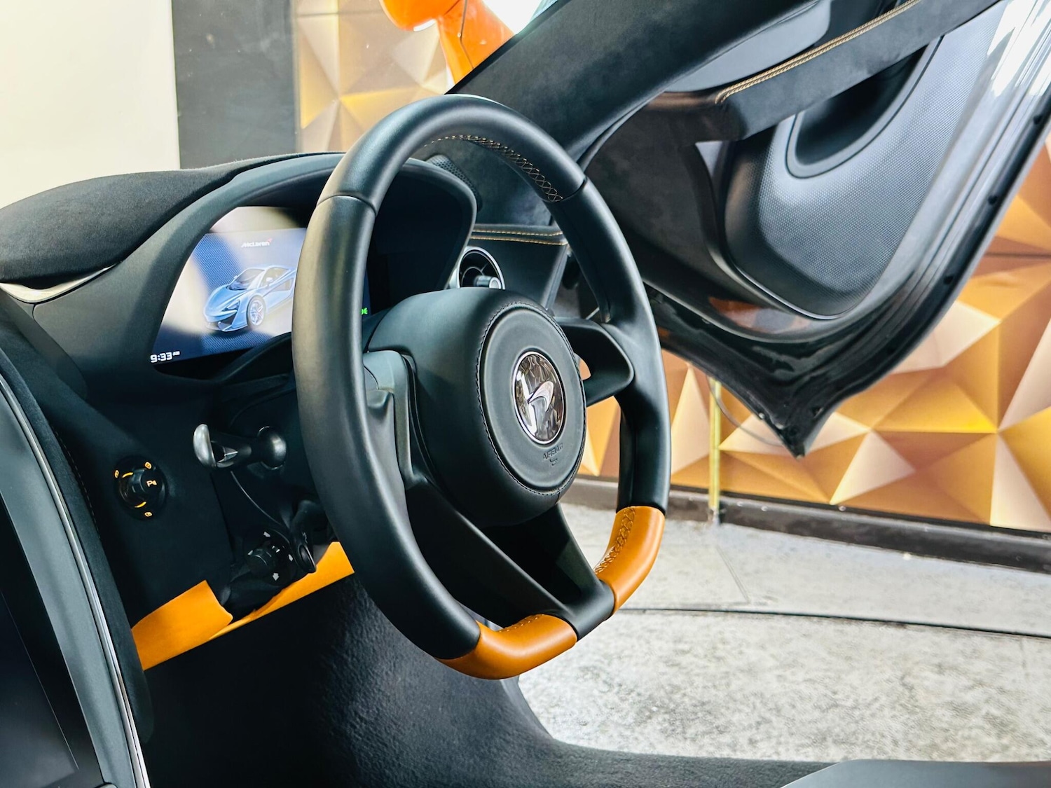 Used McLaren 570S 2019 for sale - 77216176: Photo 22