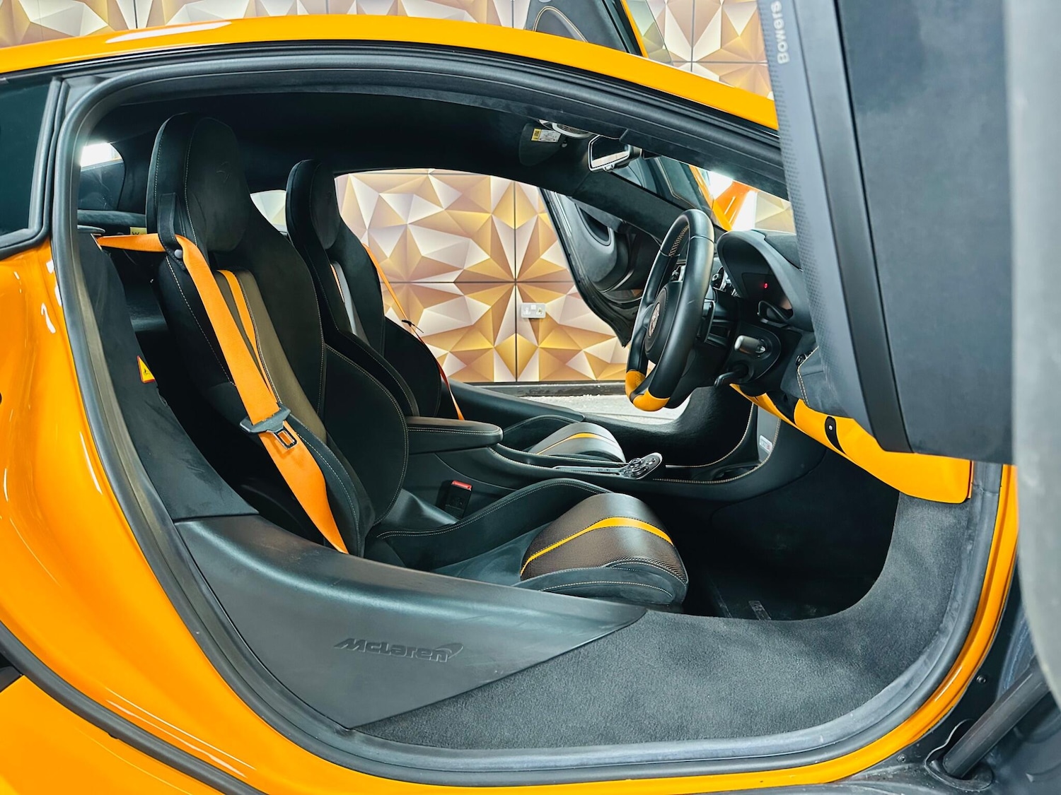 Used McLaren 570S 2019 for sale - 77216176: Photo 36