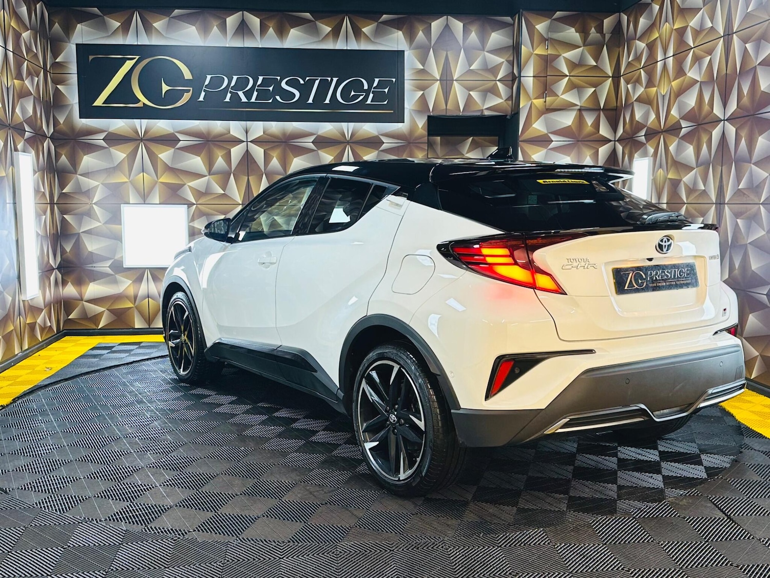 Used Toyota C-HR 2022 for sale - 77255184: Photo 21