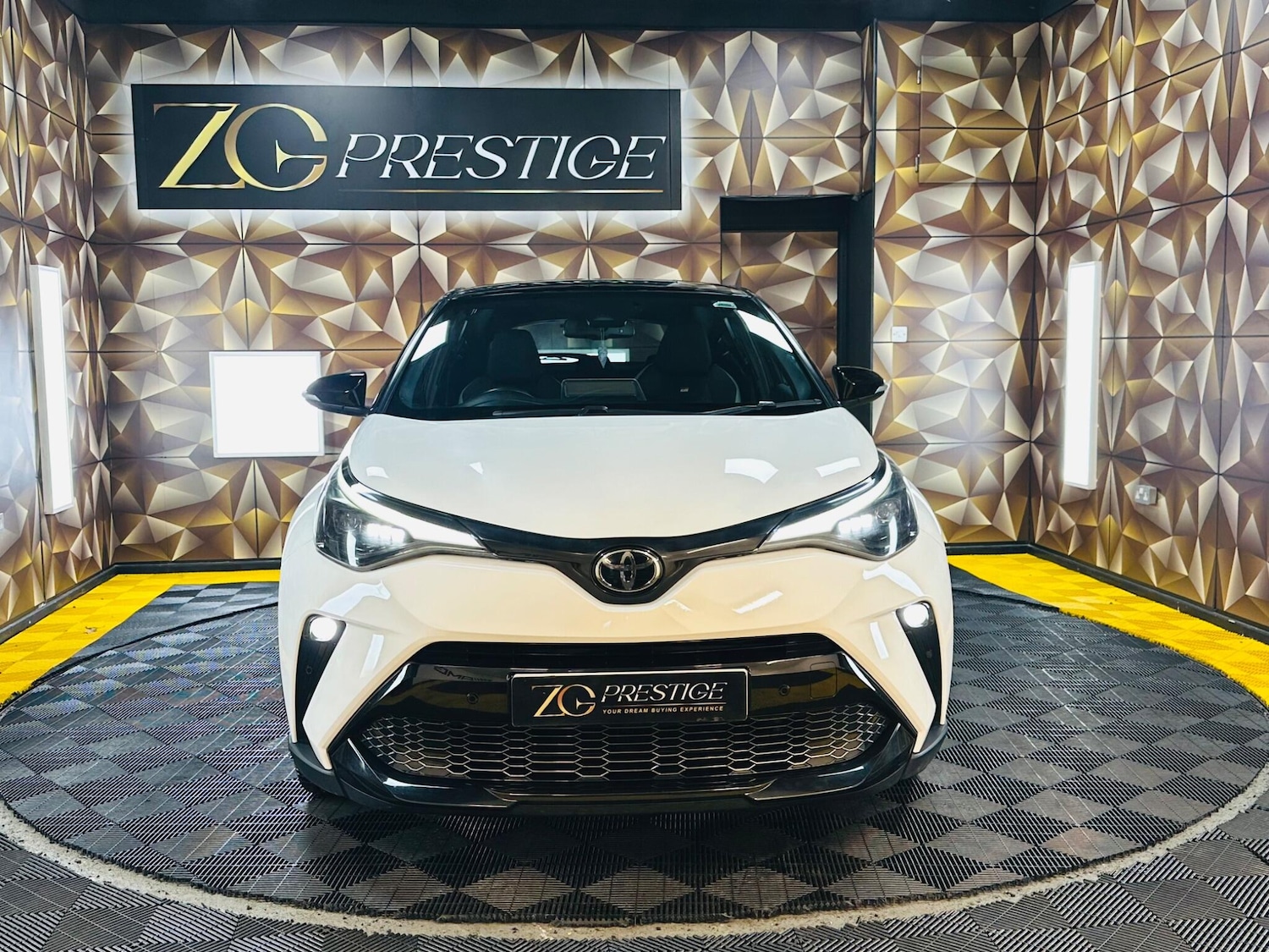 Used Toyota C-HR 2022 for sale - 77255184: Photo 3