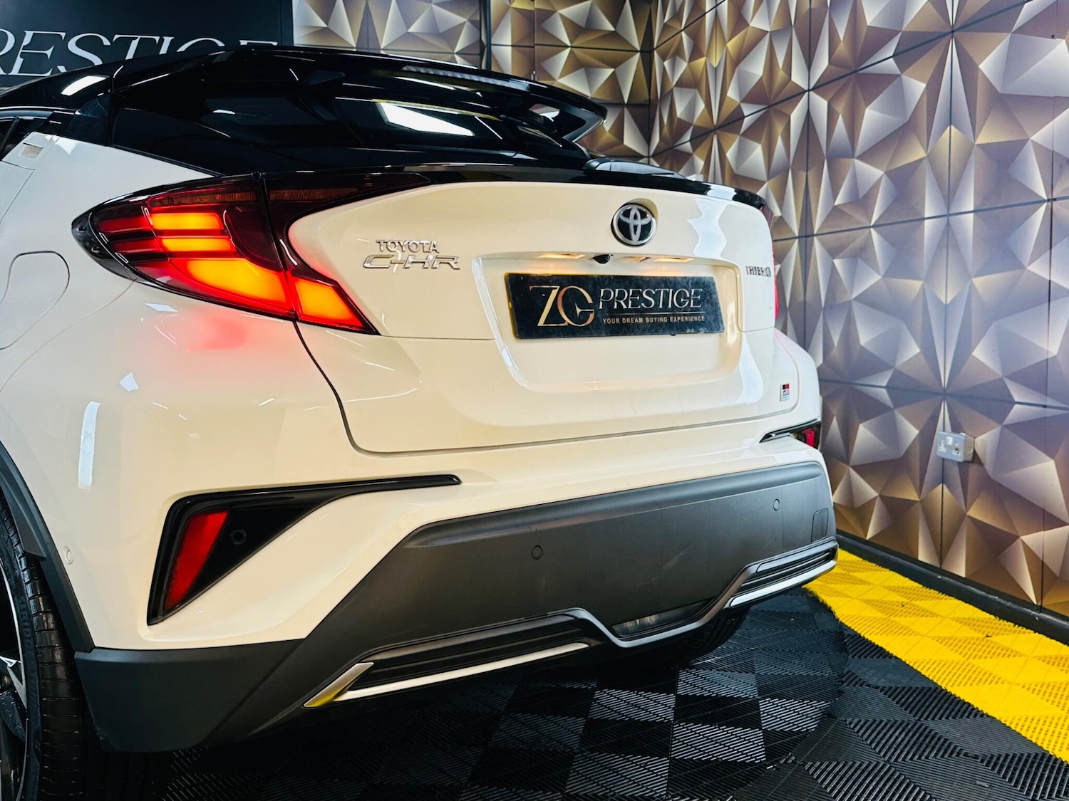 Used Toyota C-HR 2022 for sale - 77255184: Photo 46