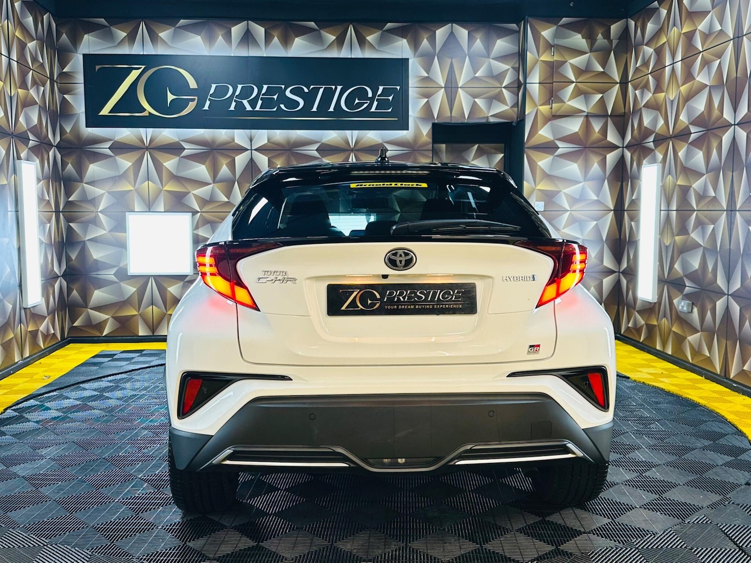 Used Toyota C-HR 2022 for sale - 77255184: Photo 5