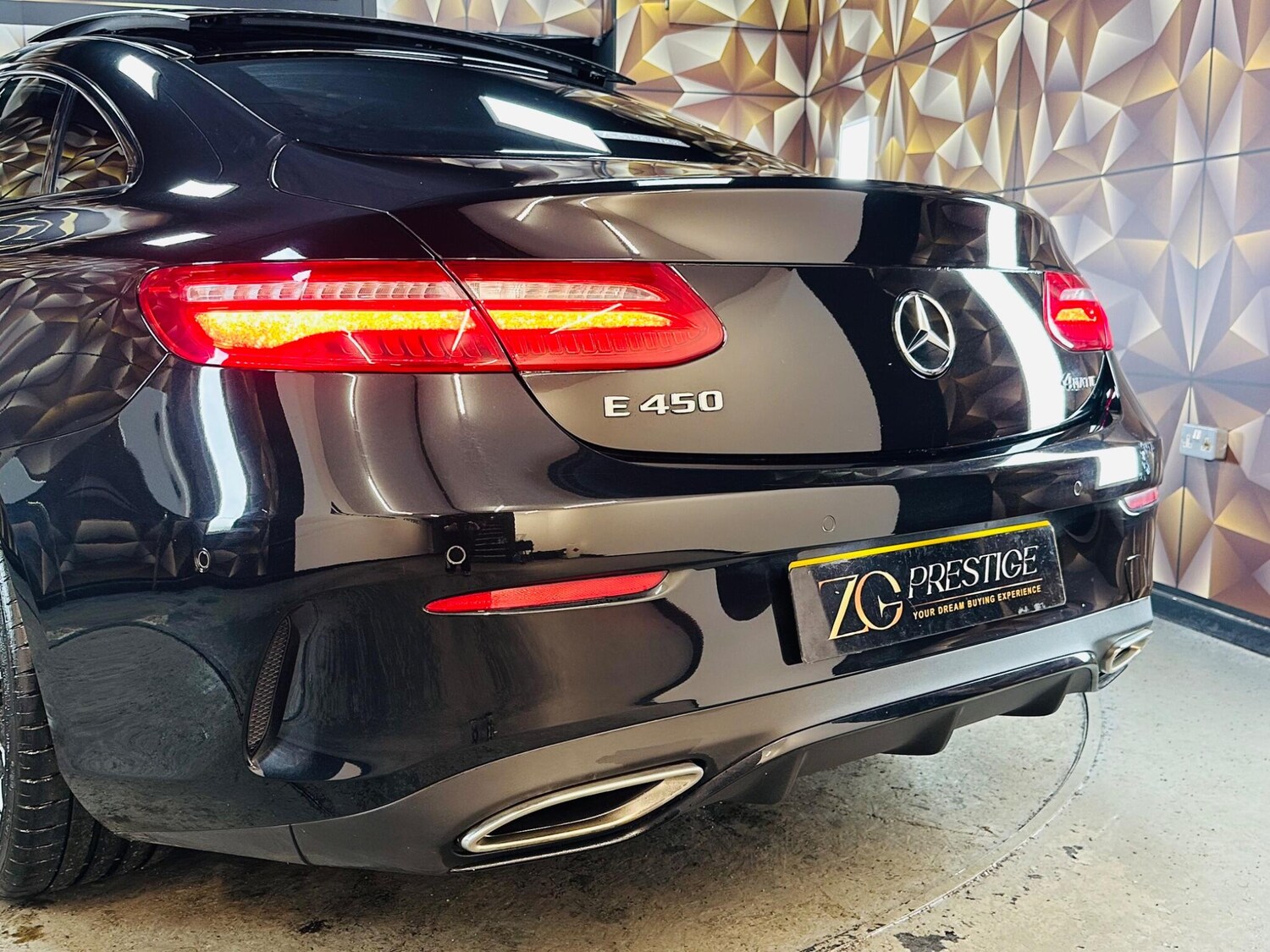 Used Mercedes-Benz E Class for sale - 77852899: Photo 43