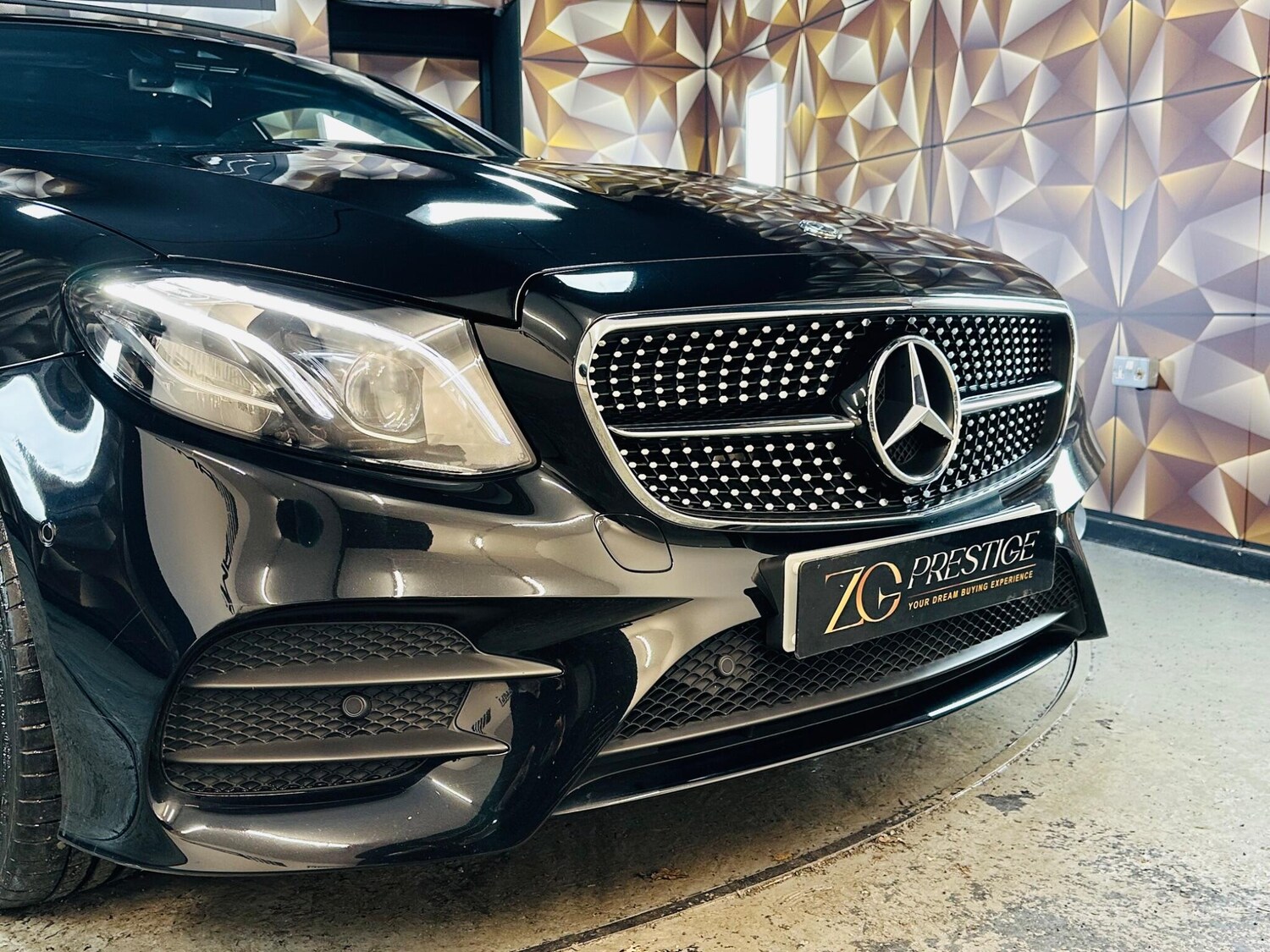 Used Mercedes-Benz E Class for sale - 77852899: Photo 45