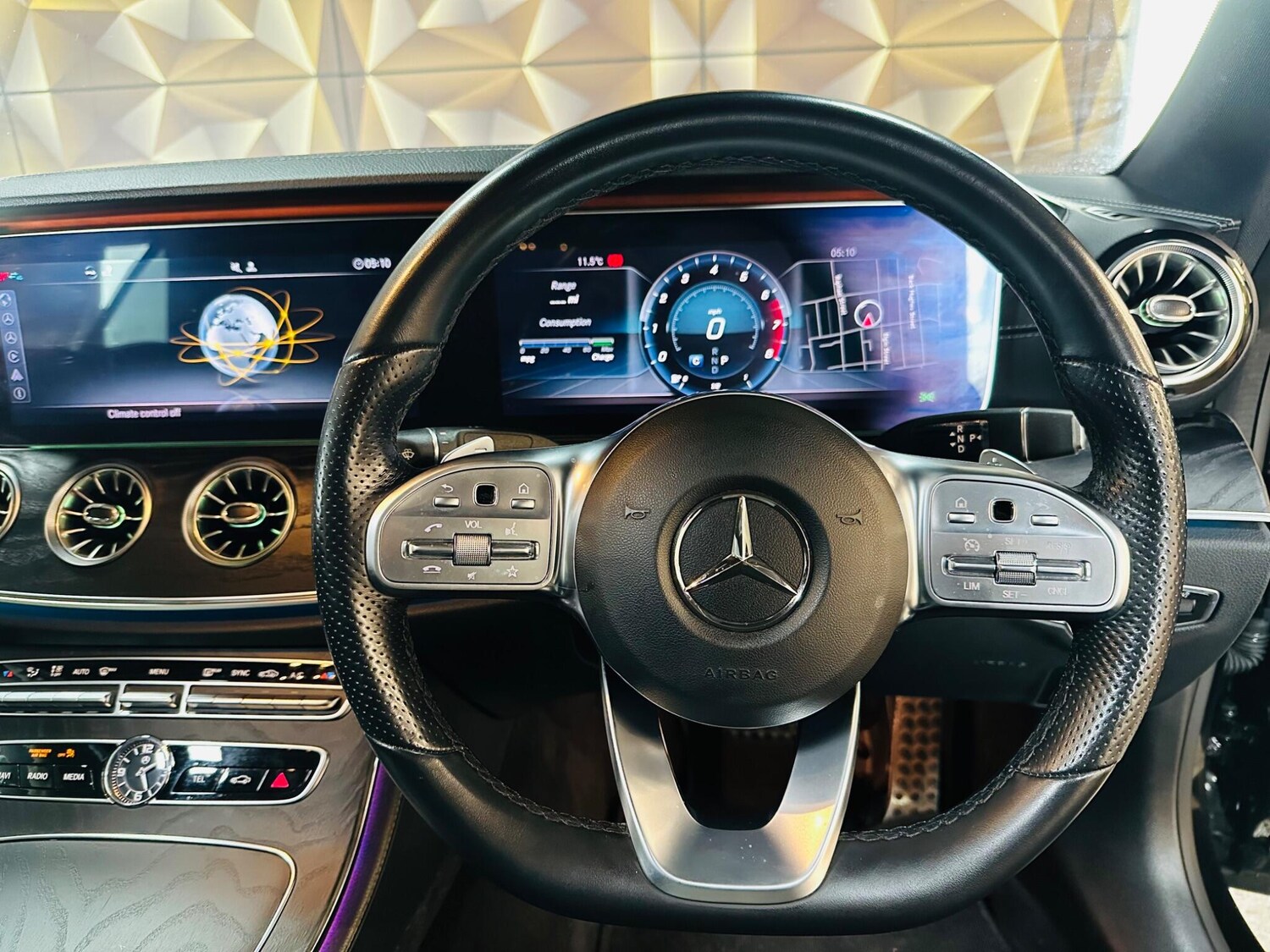 Used Mercedes-Benz E Class for sale - 77852899: Photo 50