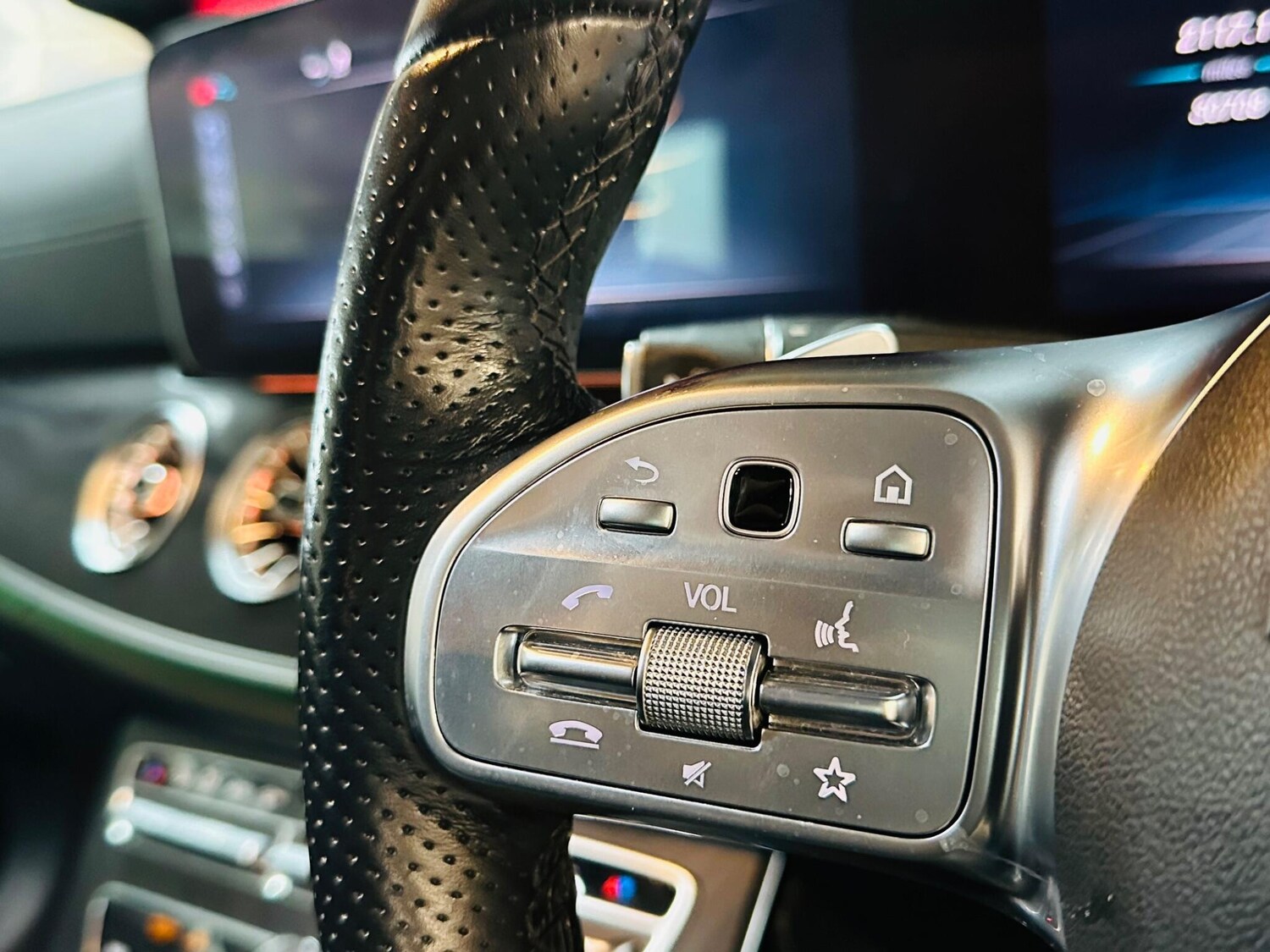 Used Mercedes-Benz E Class for sale - 77852899: Photo 52