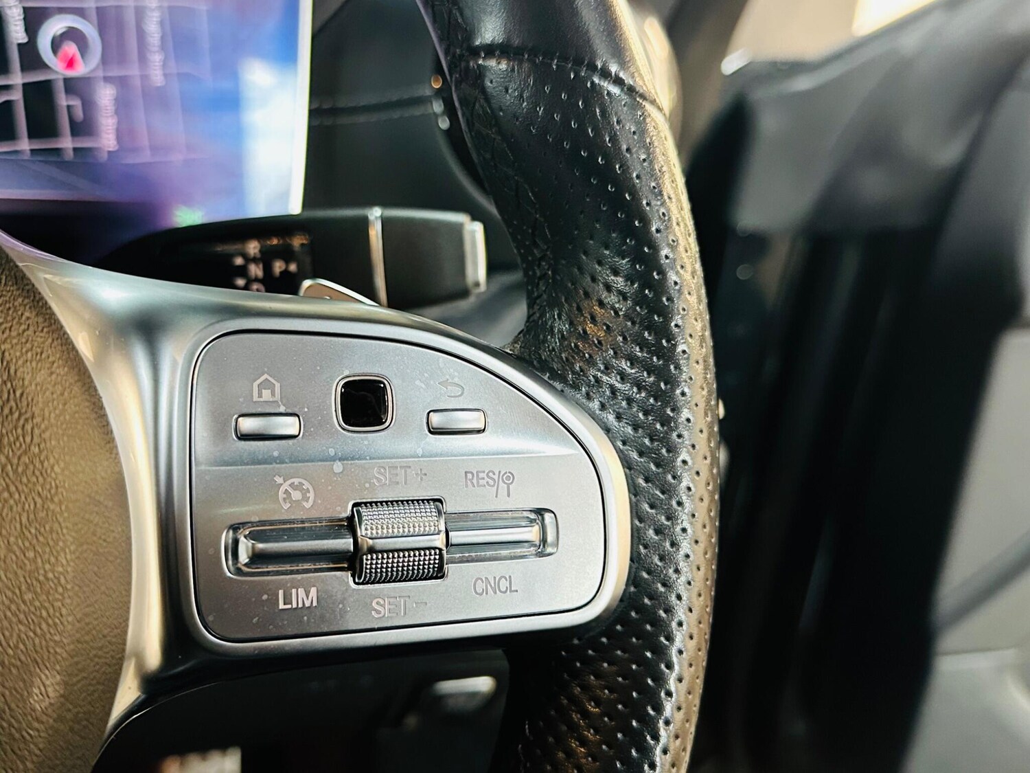 Used Mercedes-Benz E Class for sale - 77852899: Photo 53