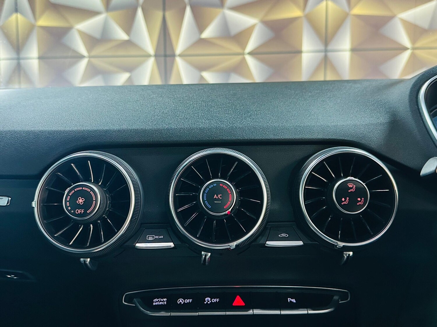 Used Audi TT 2021 for sale - 77710588: Photo 64