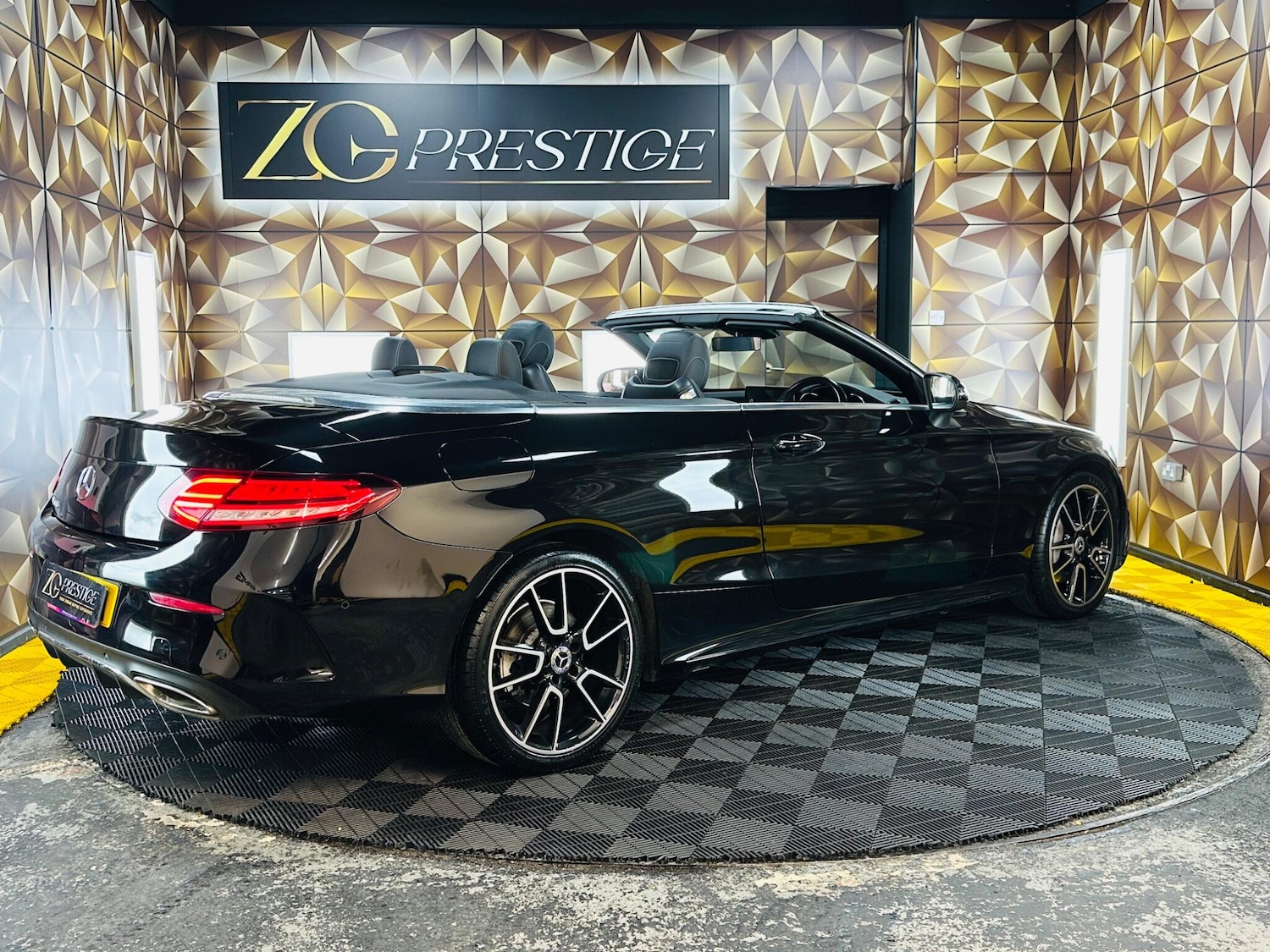 Used Mercedes-Benz C Class 2019 for sale - 78034717: Photo 33