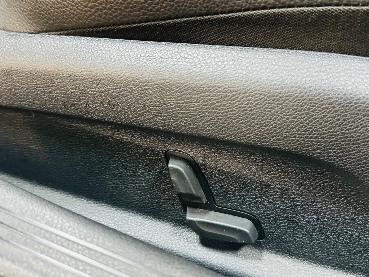 Used Mercedes-Benz C Class 2019 for sale - 78034717: Photo 56