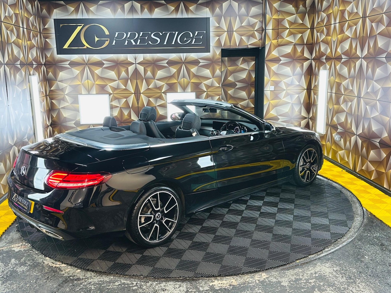 Used Mercedes-Benz C Class 2019 for sale - 78034717: Photo 7