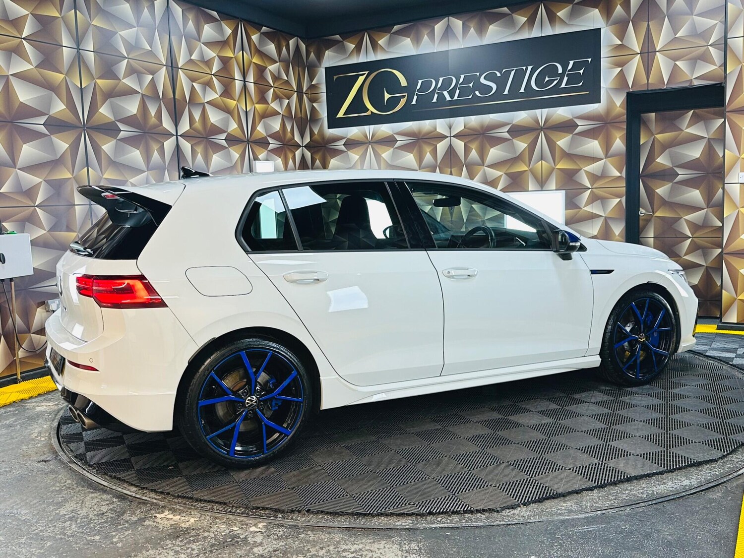 Used Volkswagen Golf 2023 for sale - 77798980: Photo 21