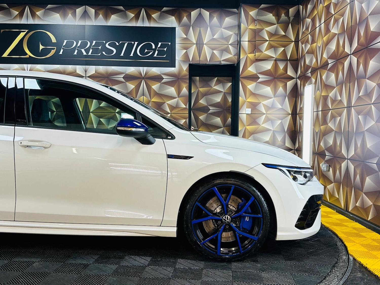 Used Volkswagen Golf 2023 for sale - 77798980: Photo 33