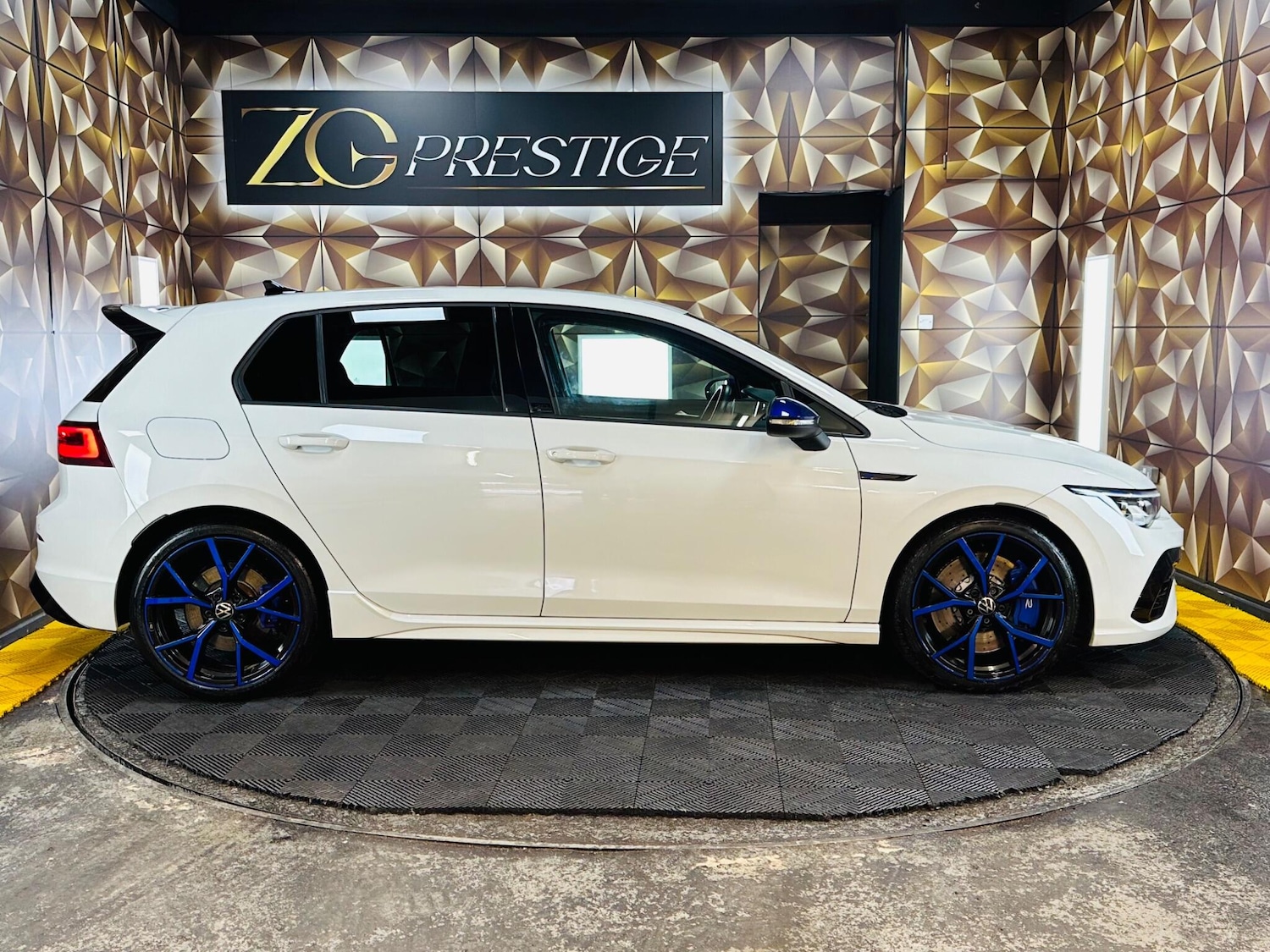 Used Volkswagen Golf 2023 for sale - 77798980: Photo 9