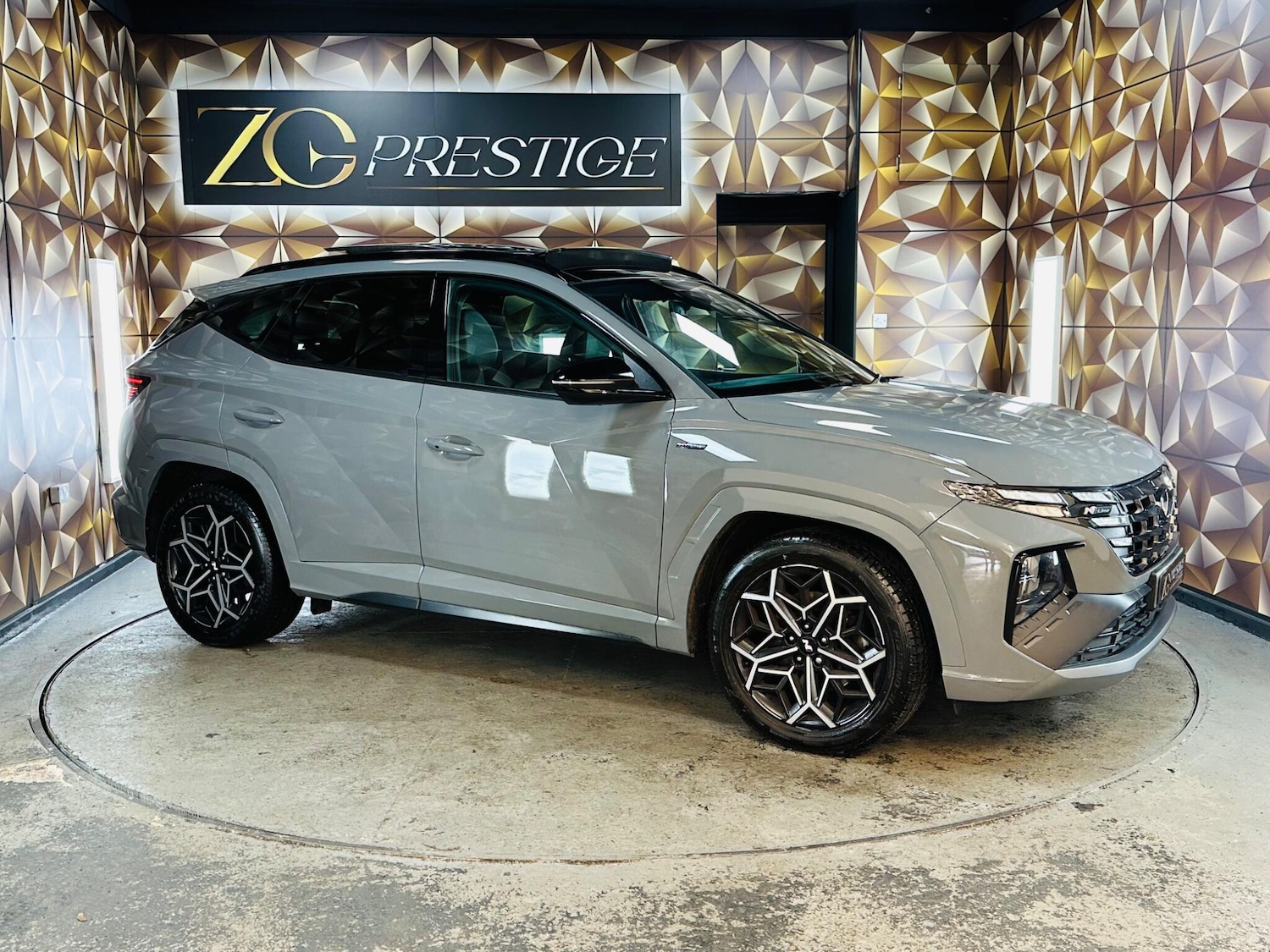 Used Hyundai TUCSON 2022 for sale - 76927003: Photo 1