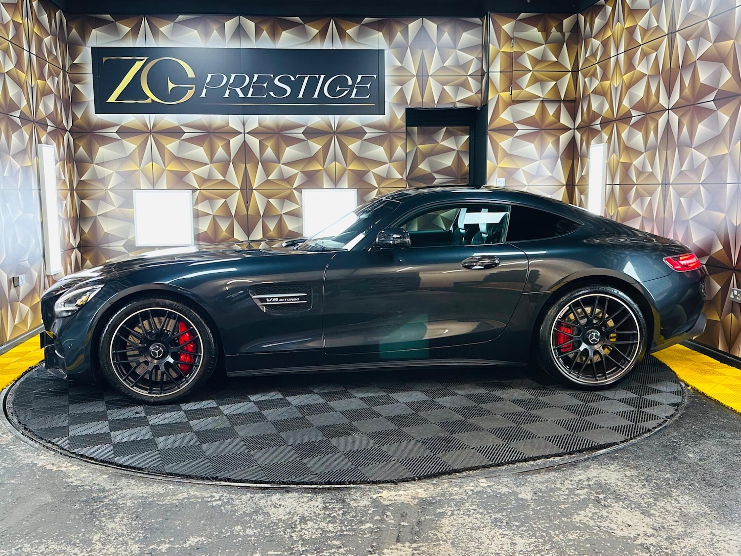 Used Mercedes-Benz AMG GT 2020 for sale - 77853668: Photo 11