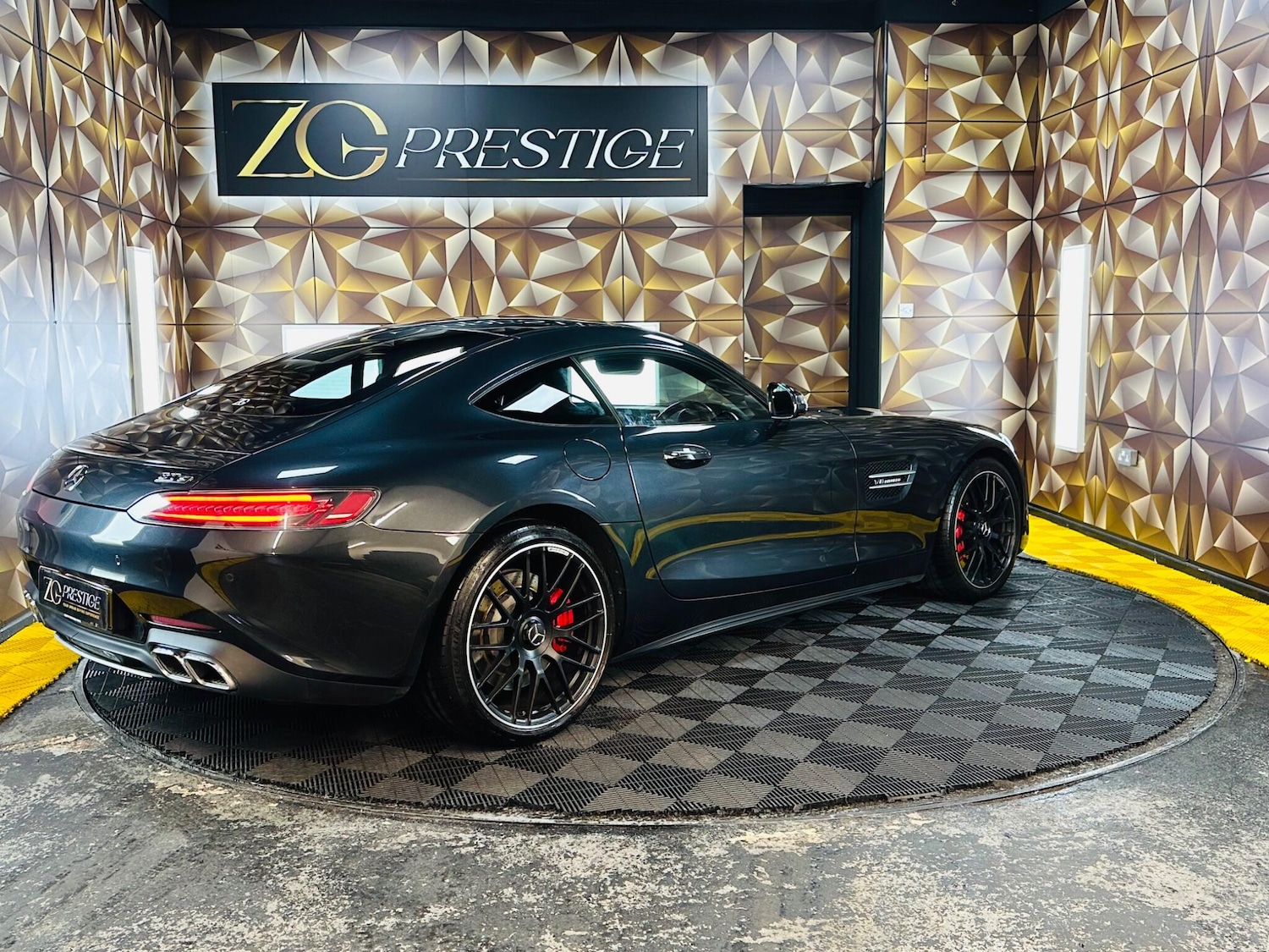 Used Mercedes-Benz AMG GT 2020 for sale - 77853668: Photo 31
