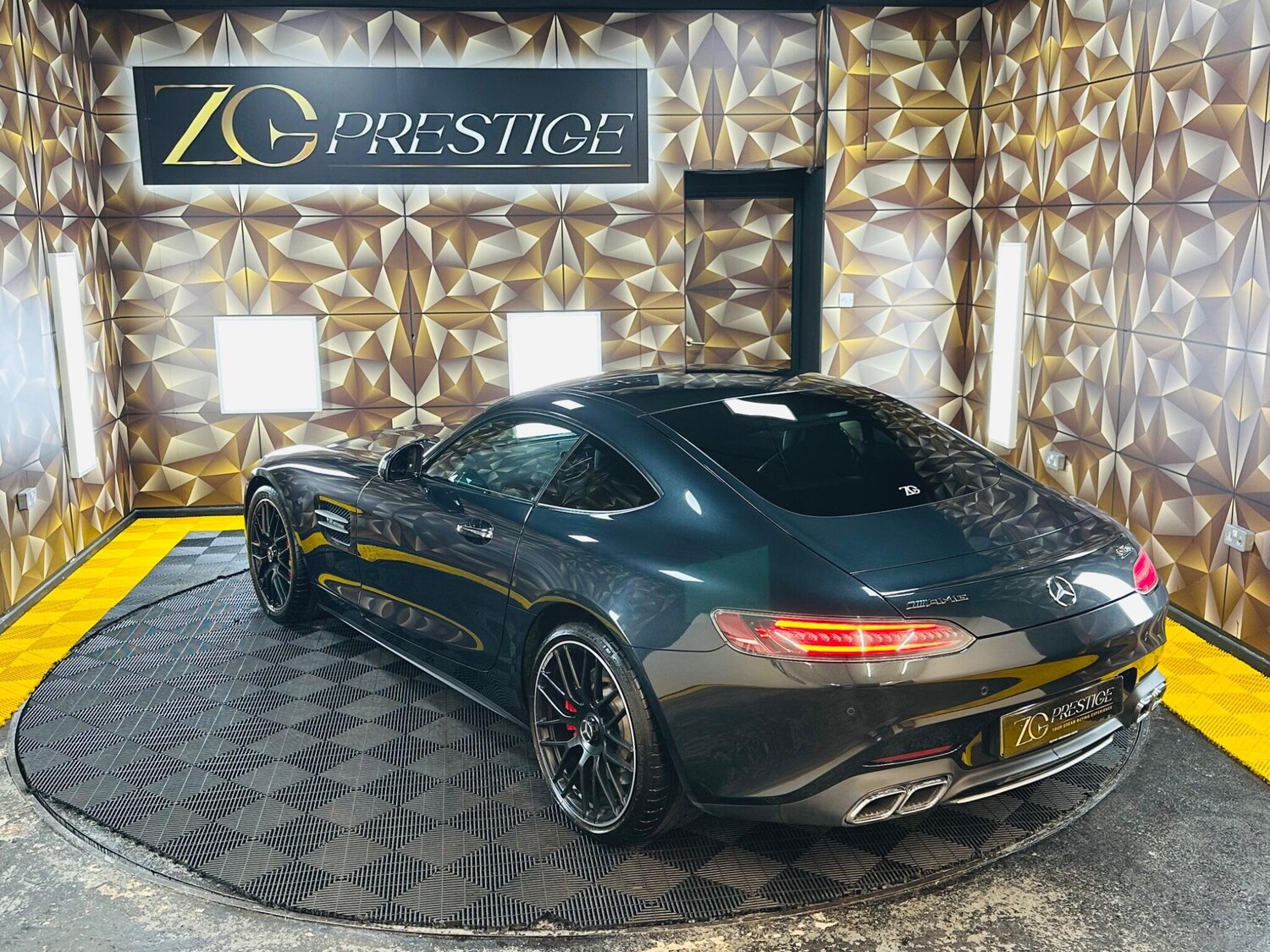 Used Mercedes-Benz AMG GT 2020 for sale - 77853668: Photo 46