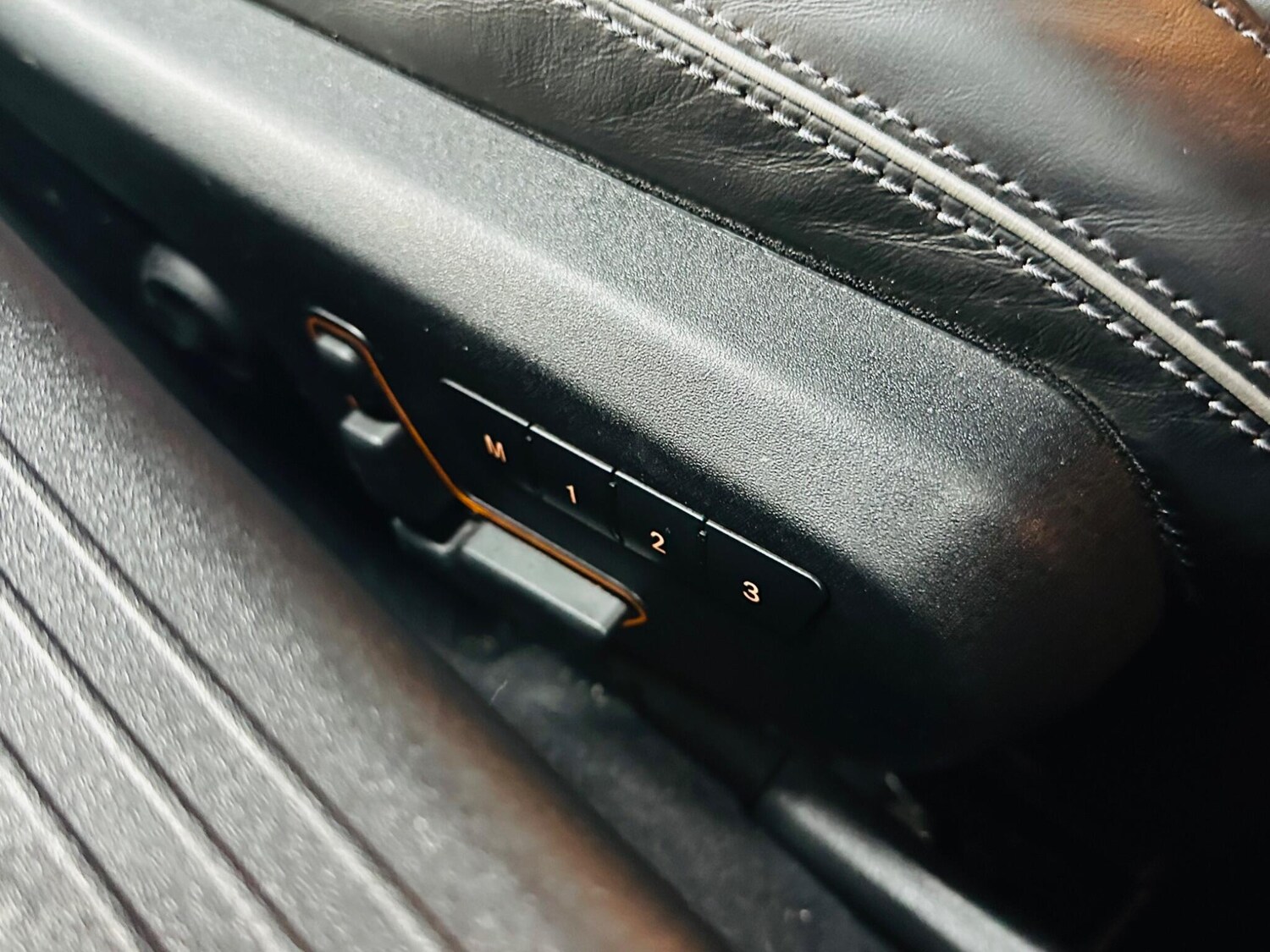 Used Mercedes-Benz AMG GT 2020 for sale - 77853668: Photo 48