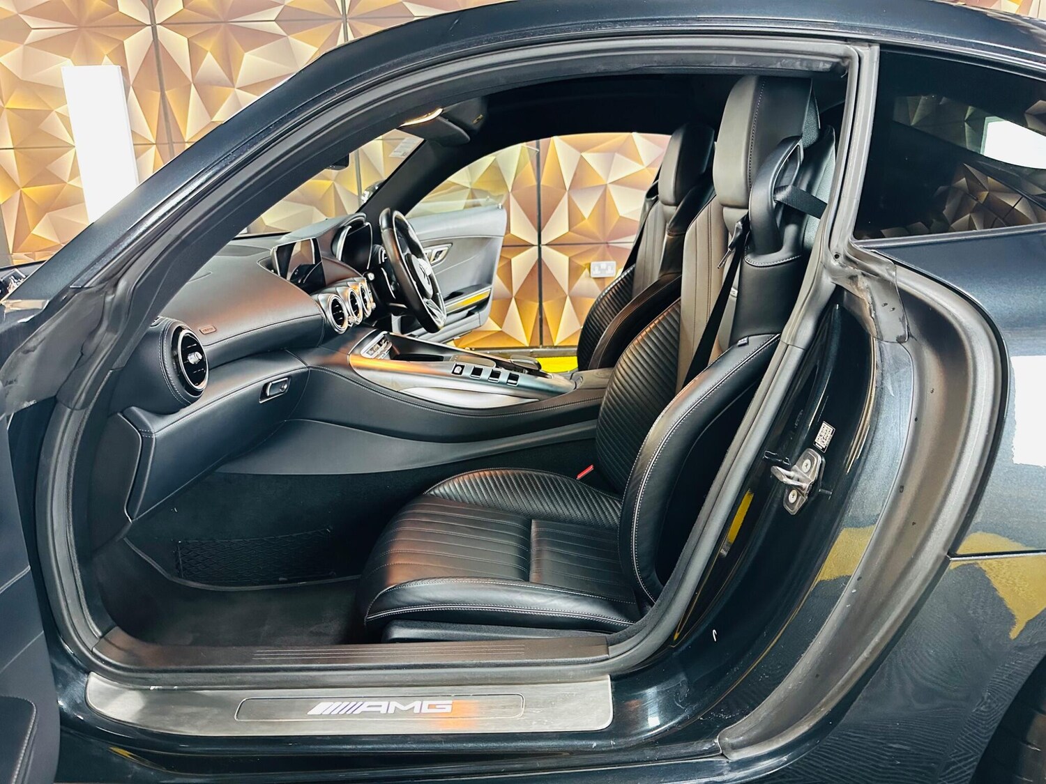 Used Mercedes-Benz AMG GT 2020 for sale - 77853668: Photo 63