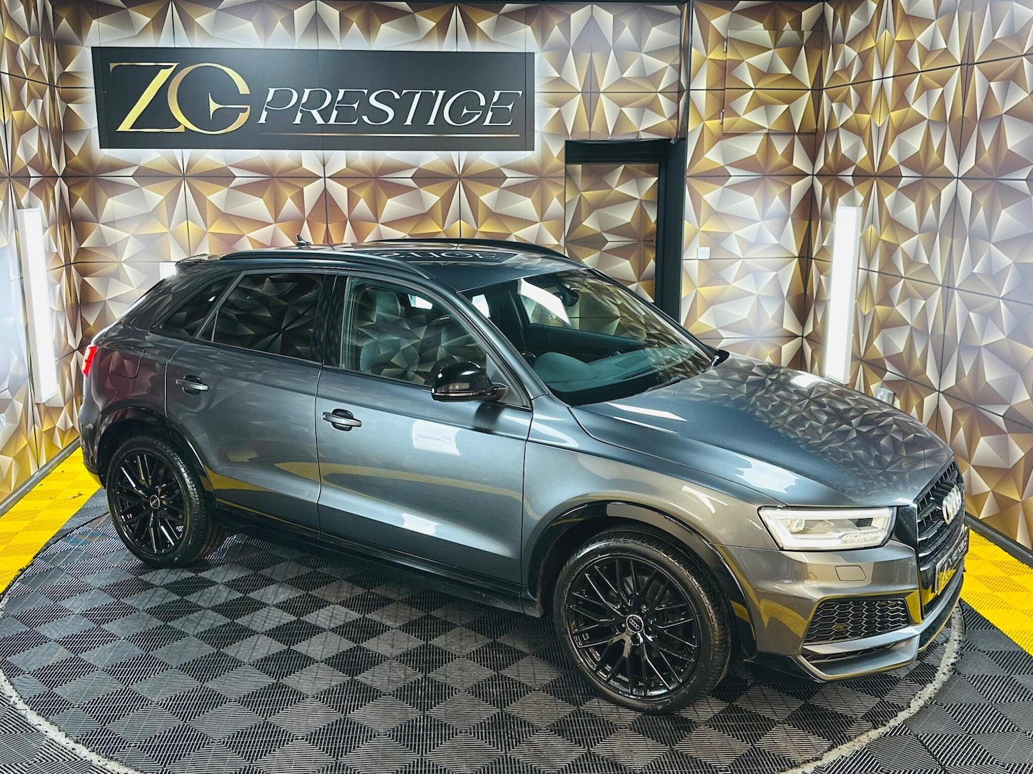 Used Audi Q3 2017 for sale - 77330846: Photo 13