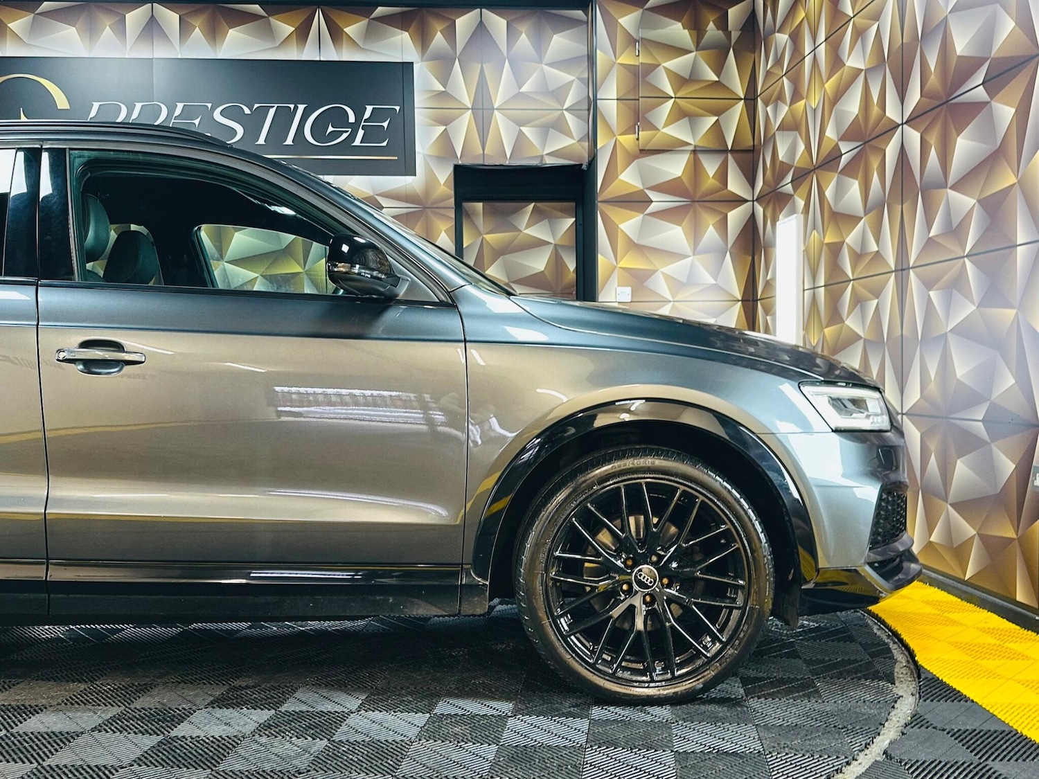 Used Audi Q3 2017 for sale - 77330846: Photo 27