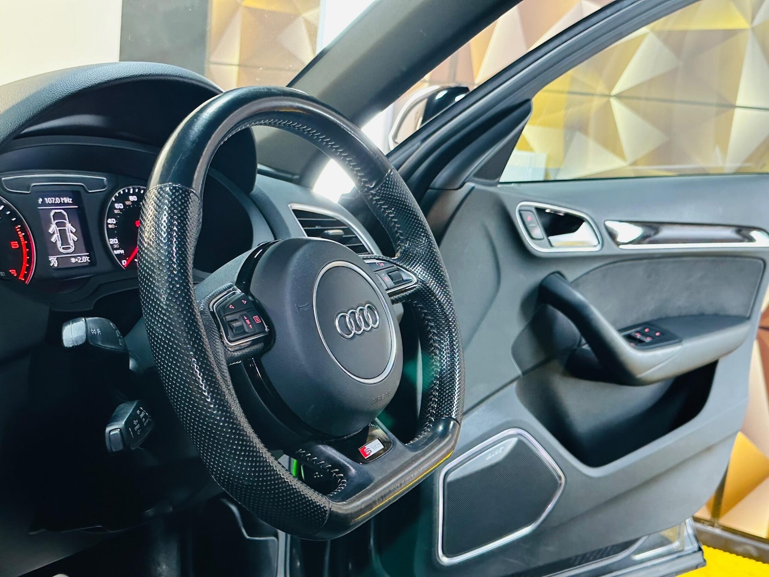 Used Audi Q3 2017 for sale - 77330846: Photo 30