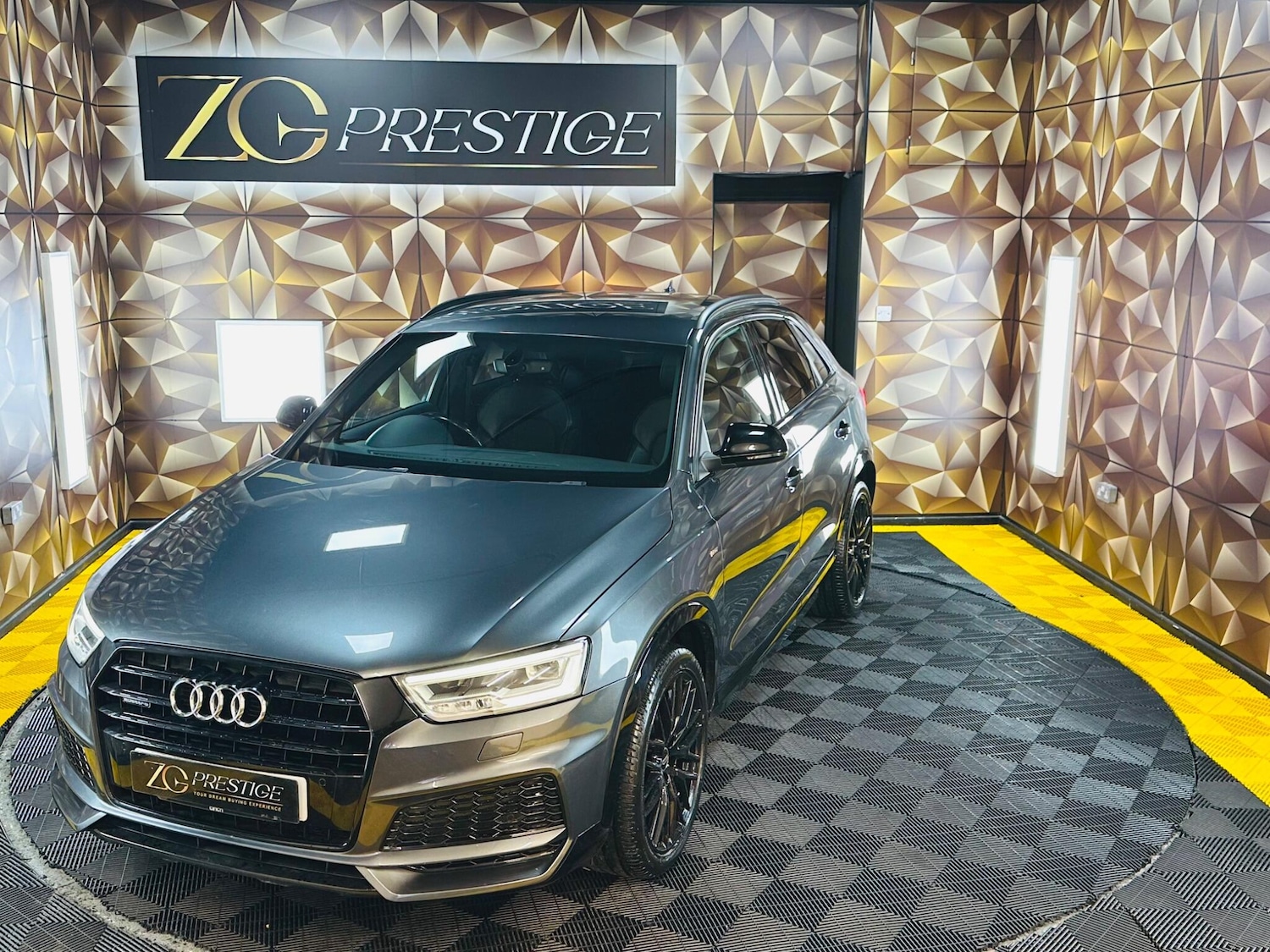 Used Audi Q3 2017 for sale - 77330846: Photo 33