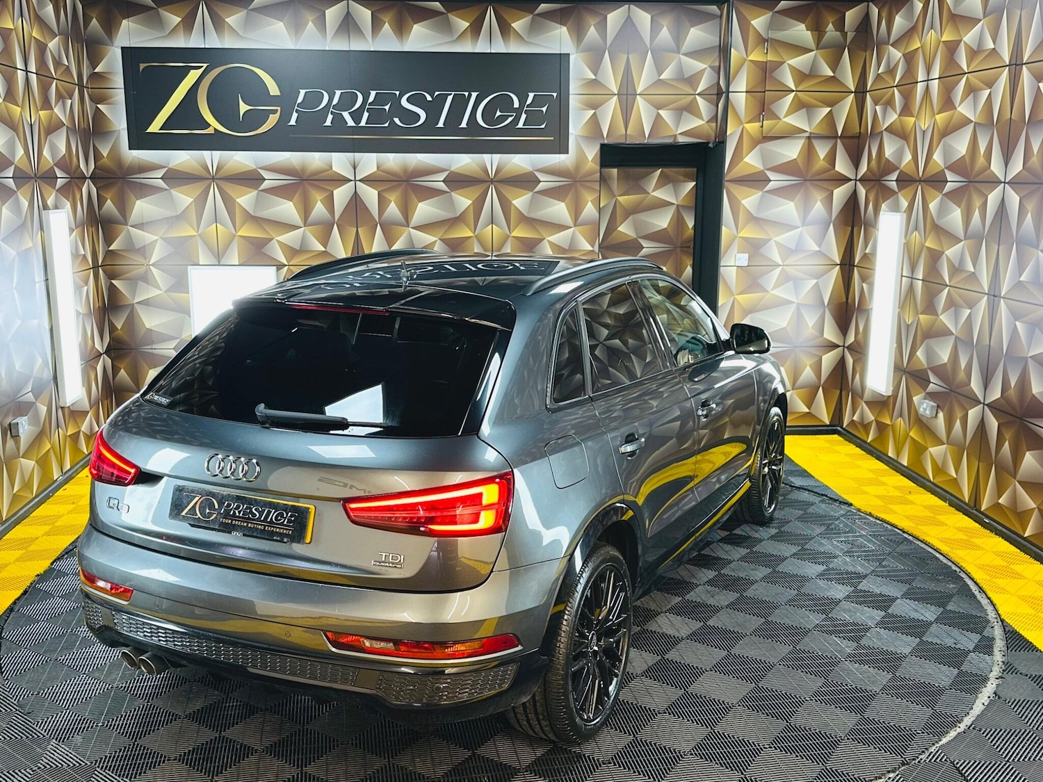 Used Audi Q3 2017 for sale - 77330846: Photo 39