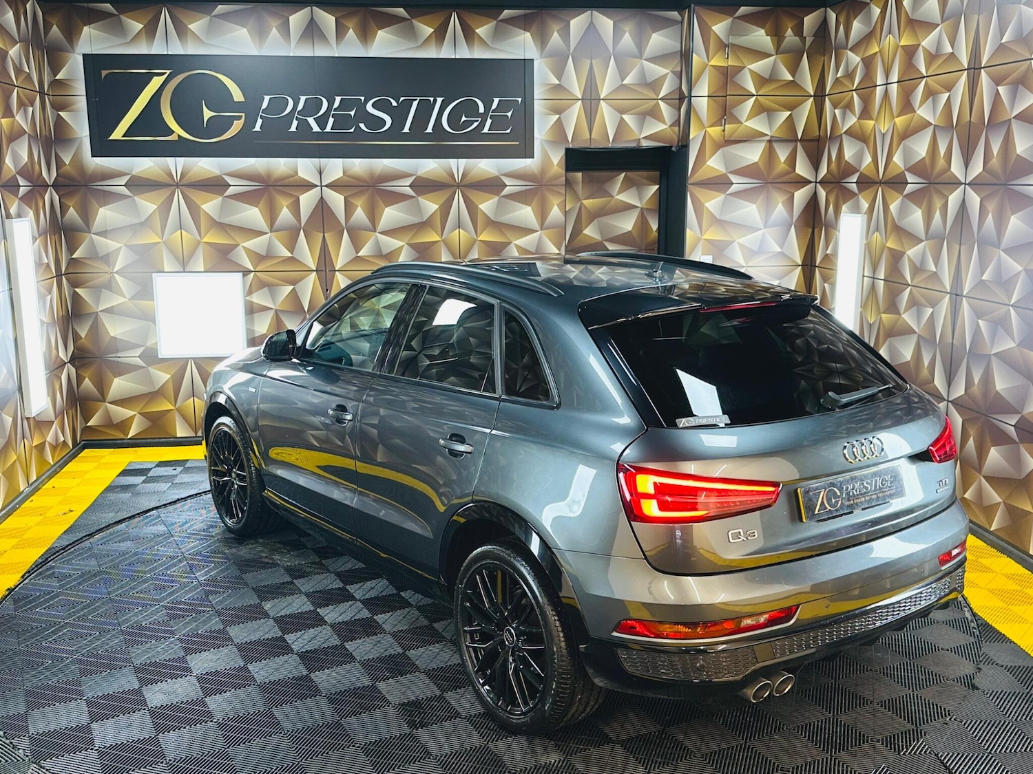 Used Audi Q3 2017 for sale - 77330846: Photo 42