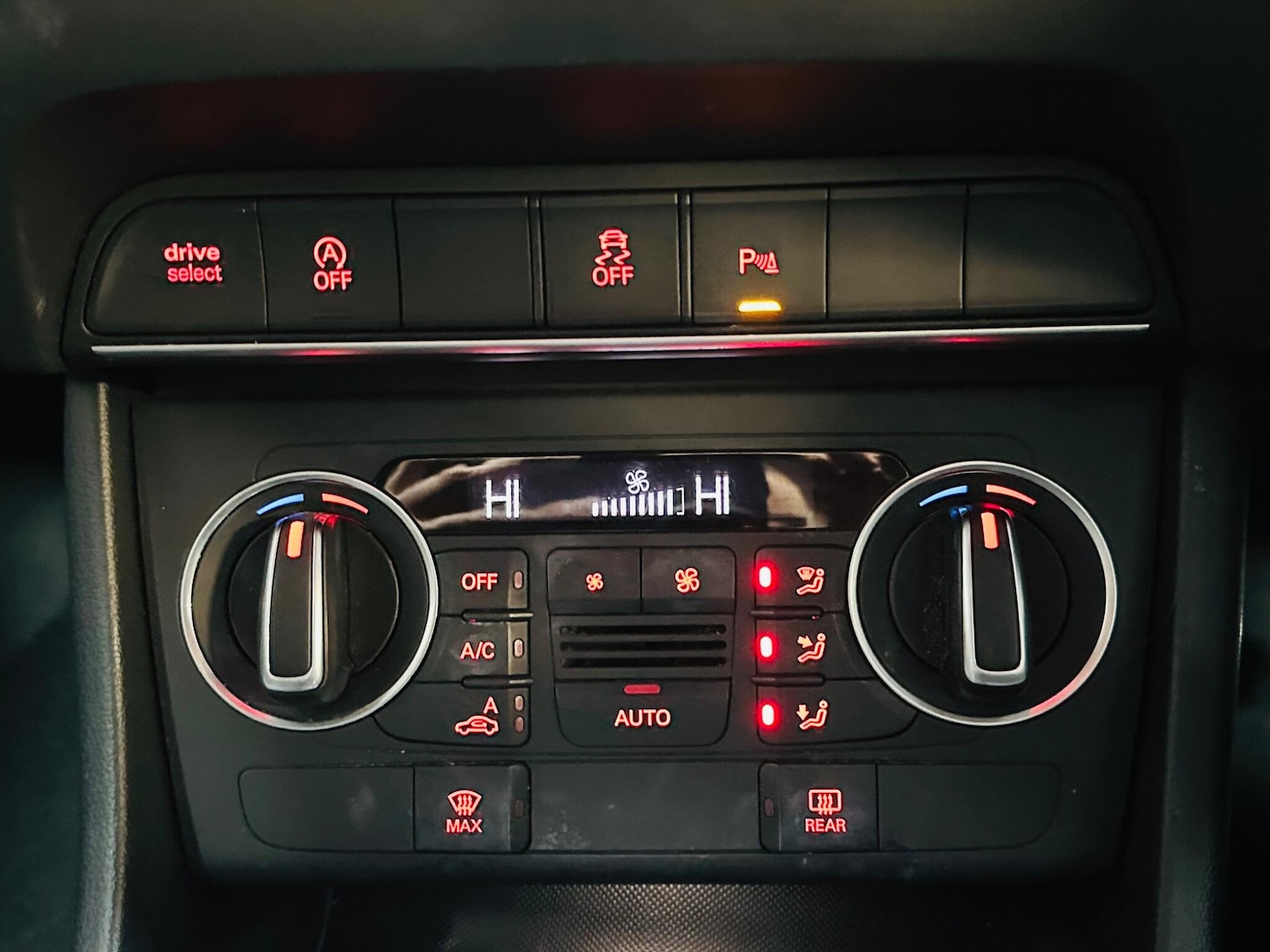 Used Audi Q3 2017 for sale - 77330846: Photo 51