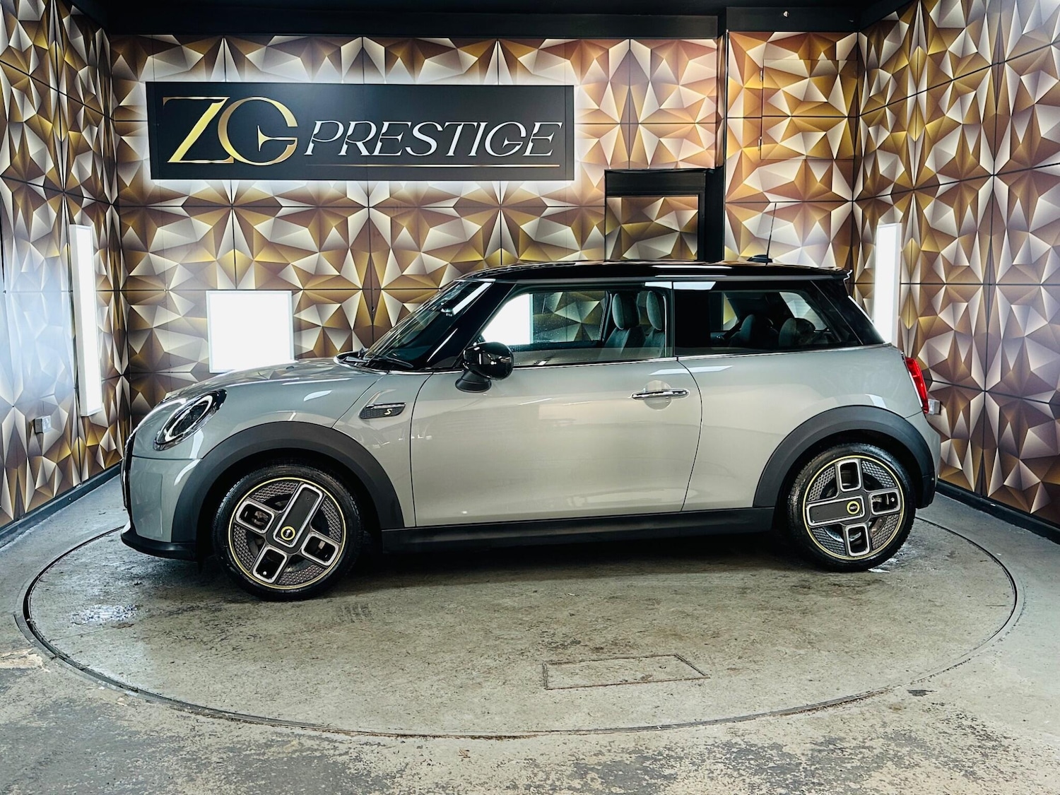 Used MINI Hatch 2022 for sale - 76786908: Photo 11