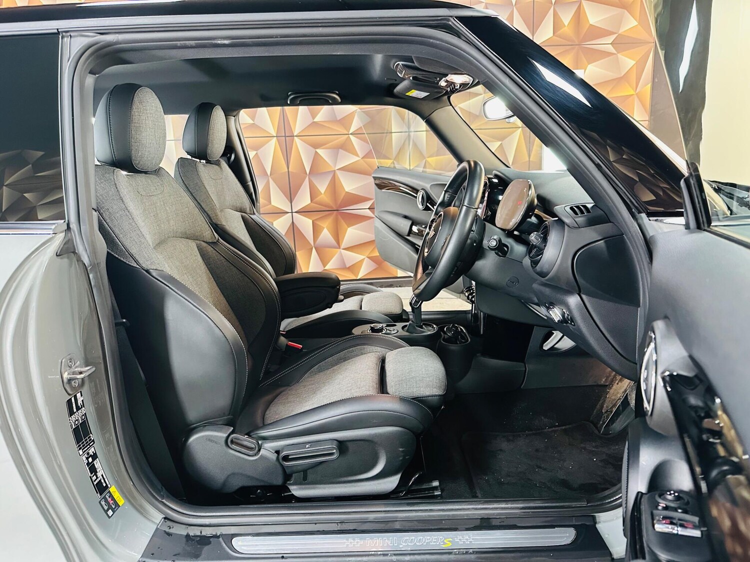 Used MINI Hatch 2022 for sale - 76786908: Photo 60