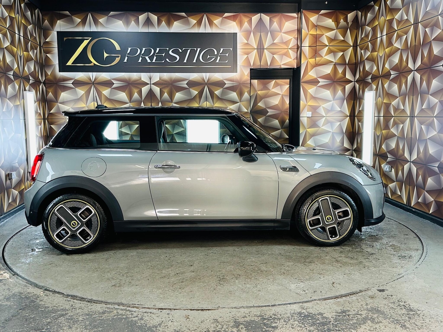 Used MINI Hatch 2022 for sale - 76786908: Photo 9
