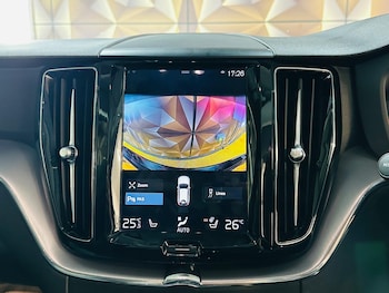 Used Volvo XC60 2019 for sale - 78244548: Photo