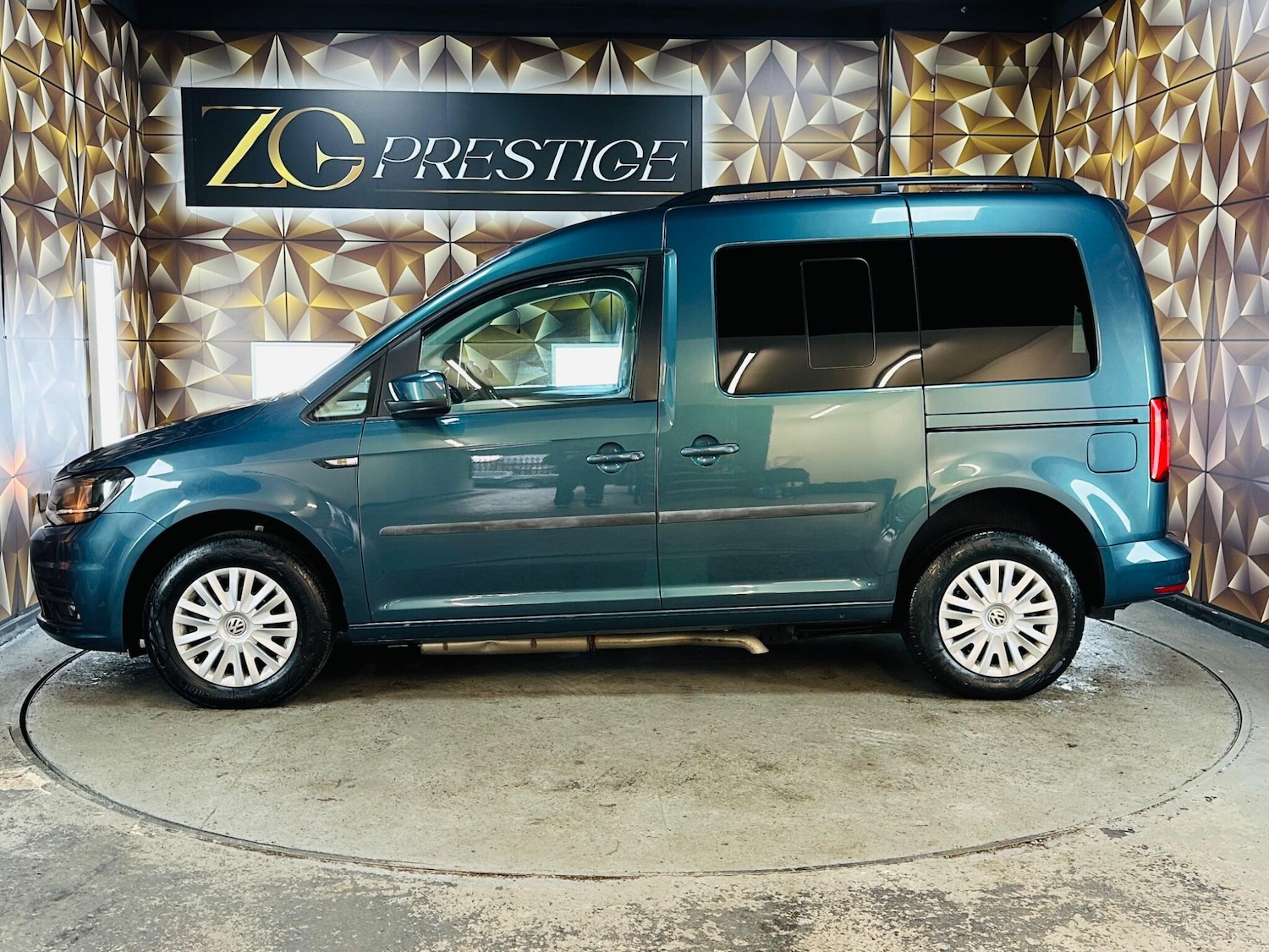 Used Volkswagen Caddy Life 2019 for sale - 76976615: Photo 11