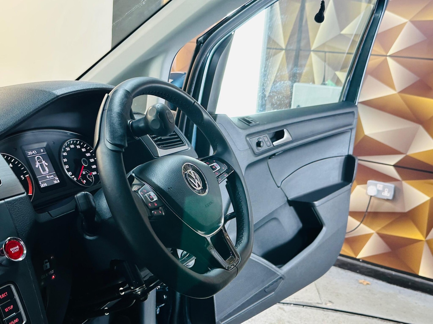 Used Volkswagen Caddy Life 2019 for sale - 76976615: Photo 18