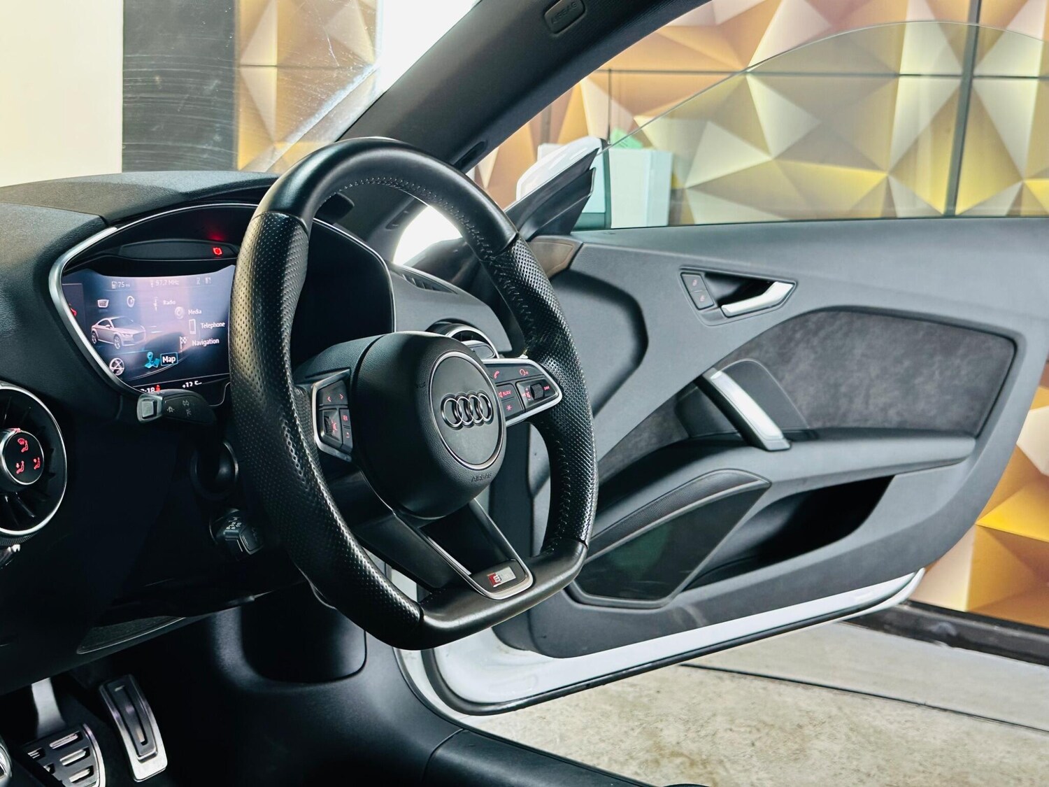 Used Audi TT 2018 for sale - 76326755: Photo 22