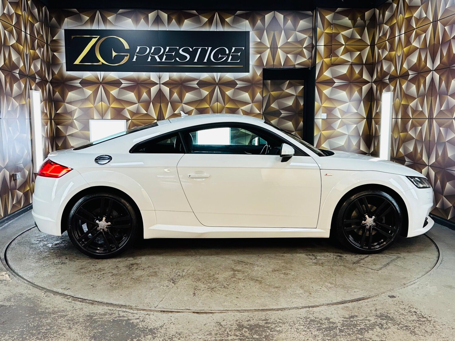 Used Audi TT 2018 for sale - 76326755: Photo 9