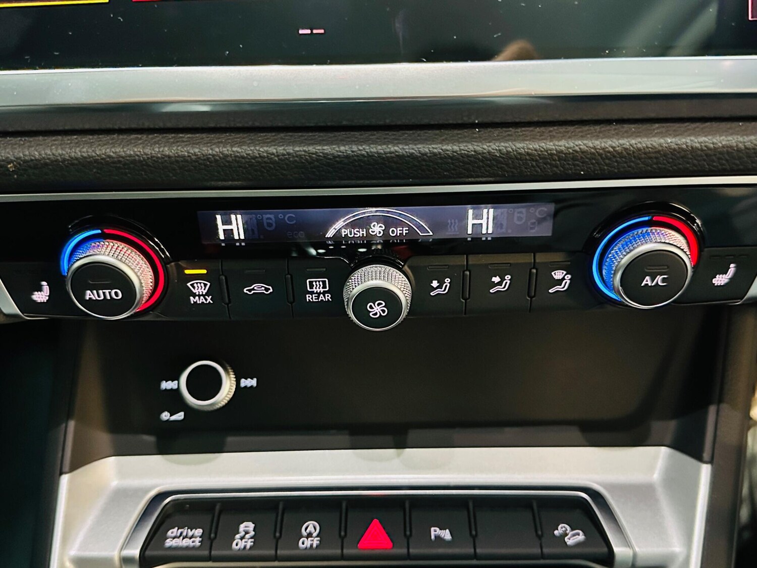 Used Audi Q3 2020 for sale - 76228002: Photo 57