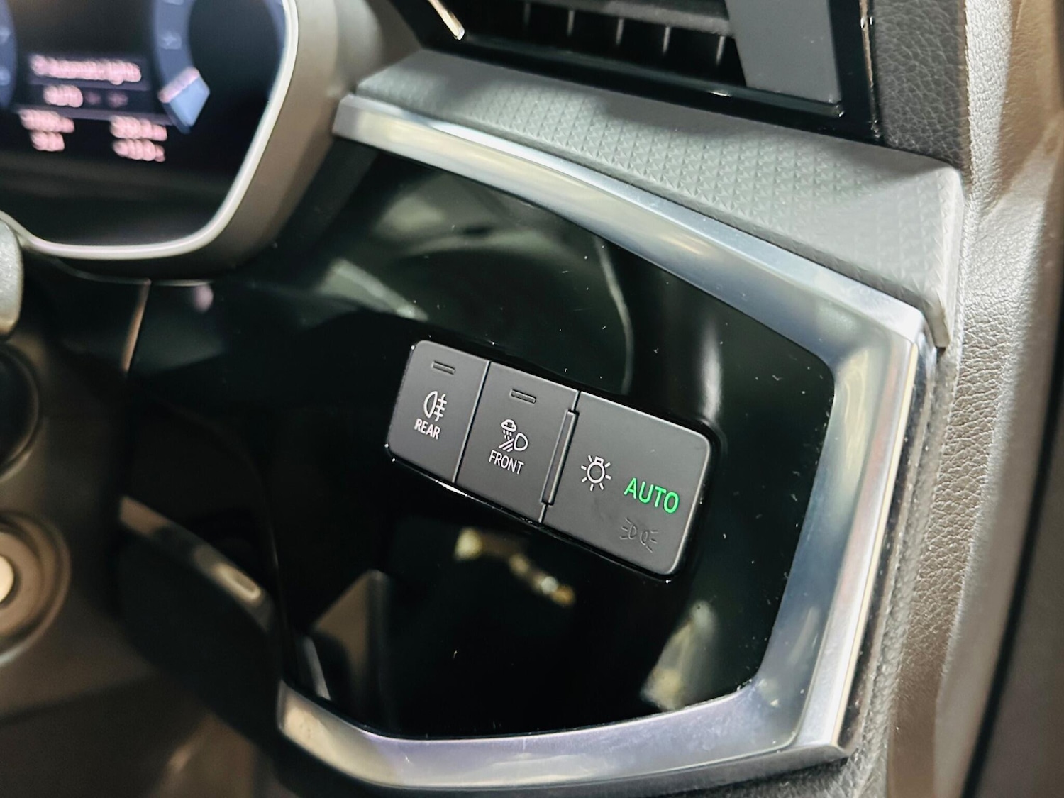 Used Audi Q3 2020 for sale - 76228002: Photo 61