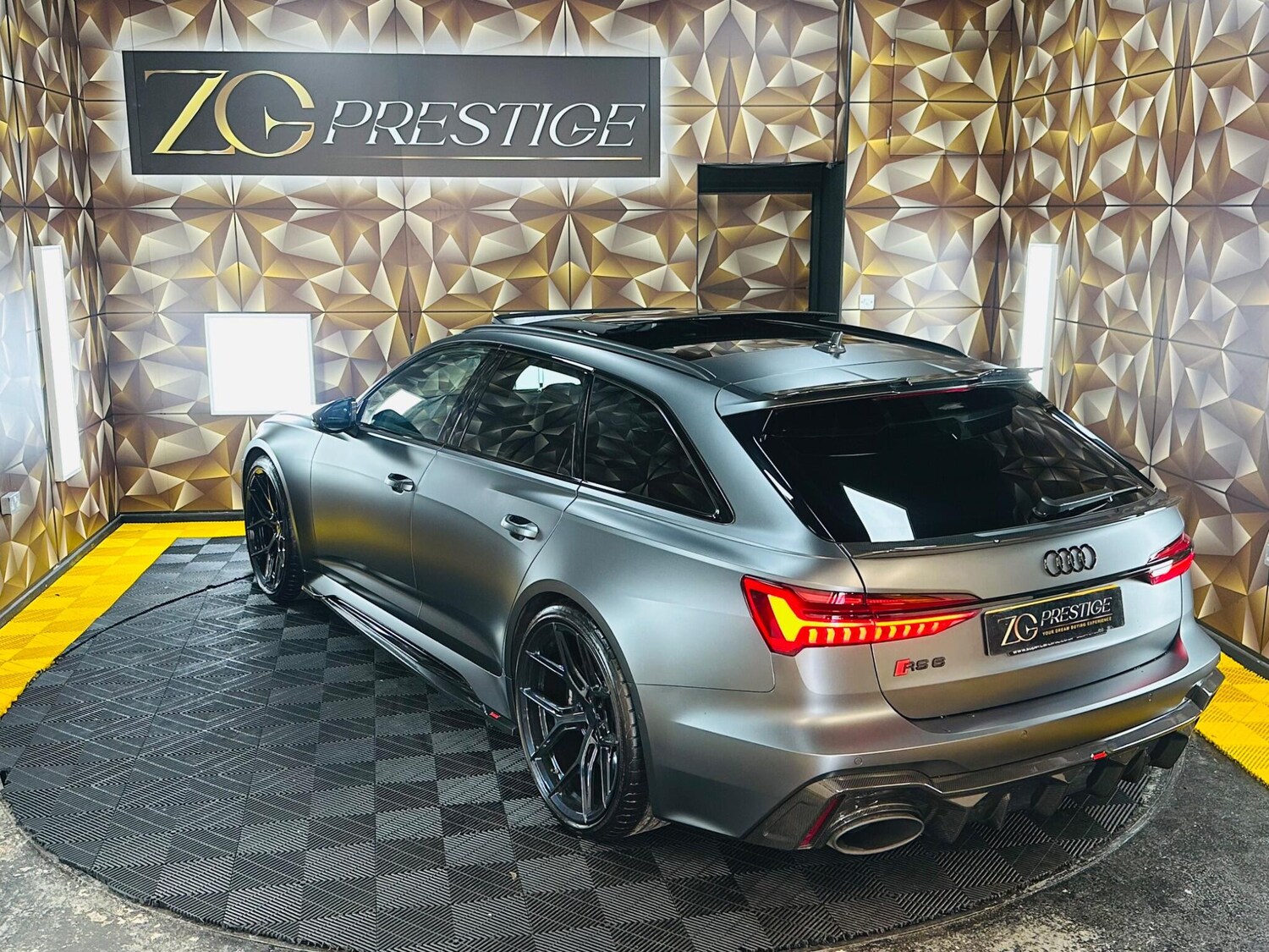Used Audi RS6 Avant for sale - 77670773: Photo 39