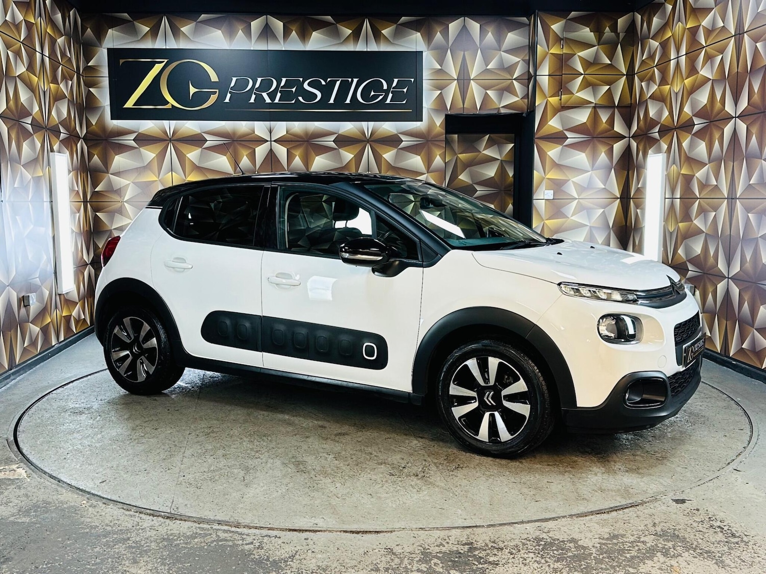 Used Citroen C3 2018 for sale - 76702029: Photo 1